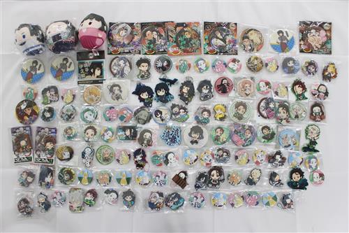 鬼滅の刃 缶バッジ ストラップ 他 まとめグッズセット品 ｷﾒﾂﾉﾔｲﾊﾞｶﾝﾊﾞｯｼﾞｽﾄﾗｯﾌﾟﾎｶﾏﾄﾒｸﾞｯｽﾞｾｯﾄﾋﾝ グッズ その他 その他 アニメグッズ ゲーム 同人誌の中古販売 買取 らしんばんオンライン