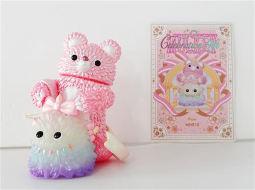 POPMART INSTINCTOY Muckey Celebration gift シリーズ Bow 【フィギュア】[POPMART]