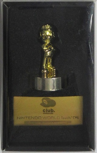 スーパーマリオブラザーズ プラチナ会員オリジナルフィギュア ゴールドマリオ 【クラブニンテンドー 2004年度プラチナ会員特典】 【フィギュア】[任天堂]