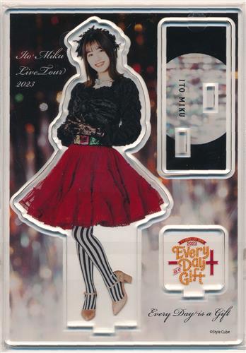 伊藤美来 Live Tour 2023 『Every Day is a Gift』 アクリルスタンド