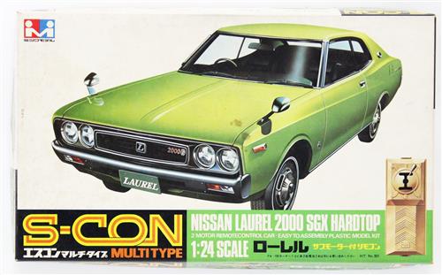 エスコンシリーズ No.1 日産 ローレル 2000SGX HARDTOP サブモーター付きリモコン [ミツワモデル]