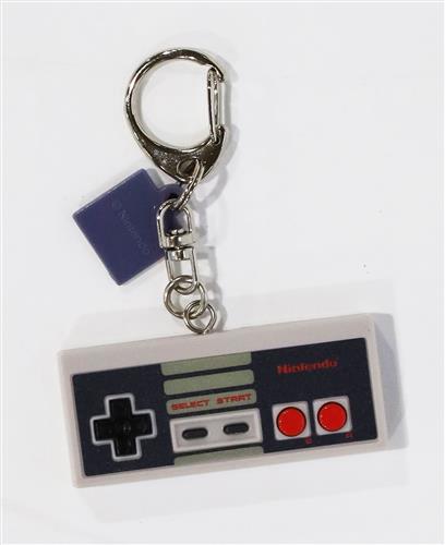 ニンテンドー ゲームハードキーホルダーコレクション 1983-1999 NES