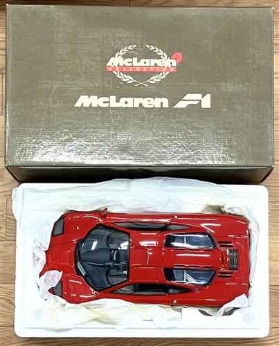 McLaren F1 レッド Minichamps 1/12
