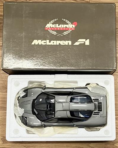 McLaren F1 roadcar(ダークシルバー) 1/12