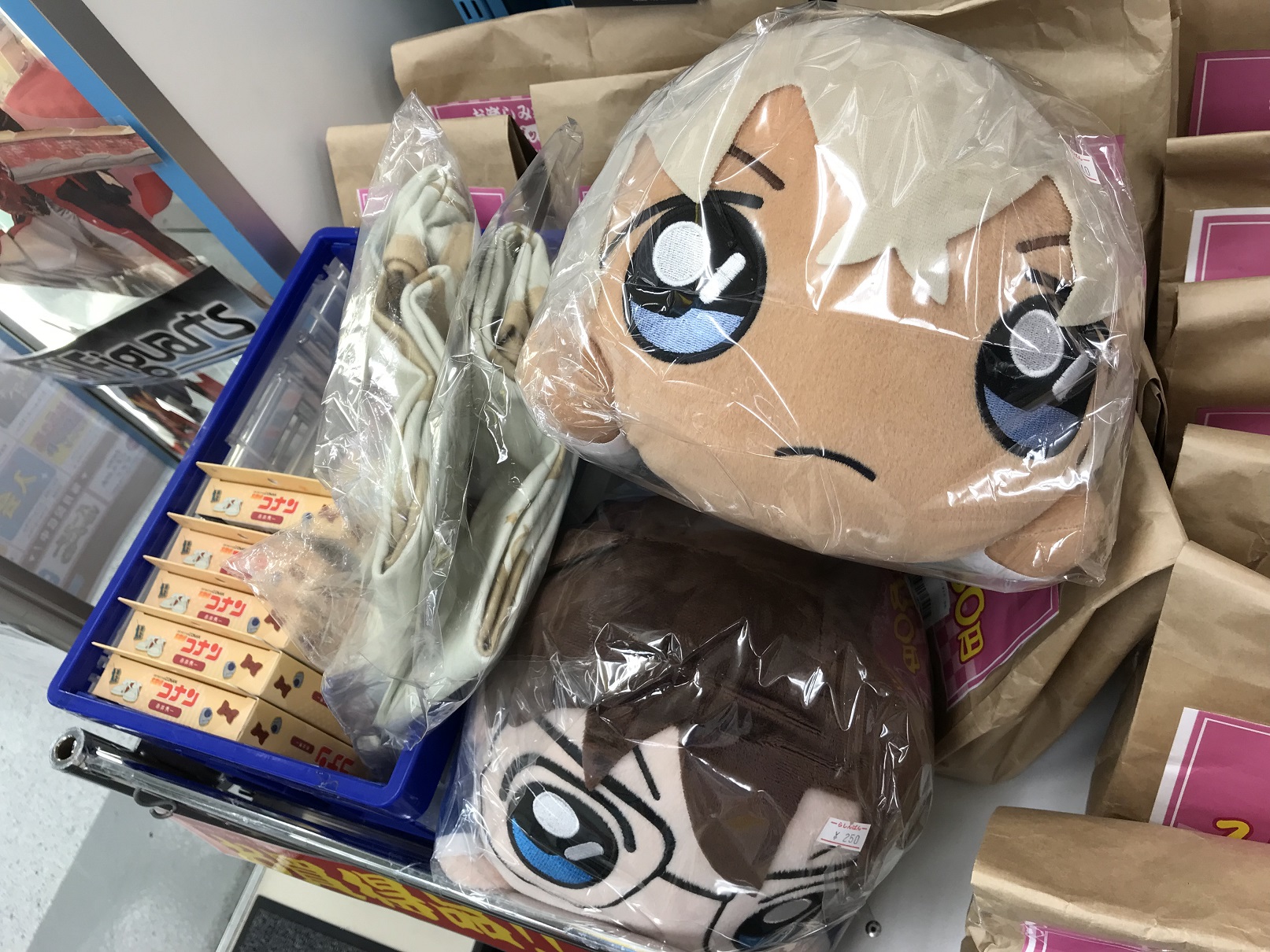 名探偵コナン コナン 特大ぬいぐるみ 三英貿易 江戸川コナン 紙