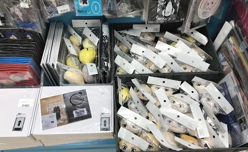 長野店】東京卍リベンジャーズ大量展開中です！！ | らしんばん