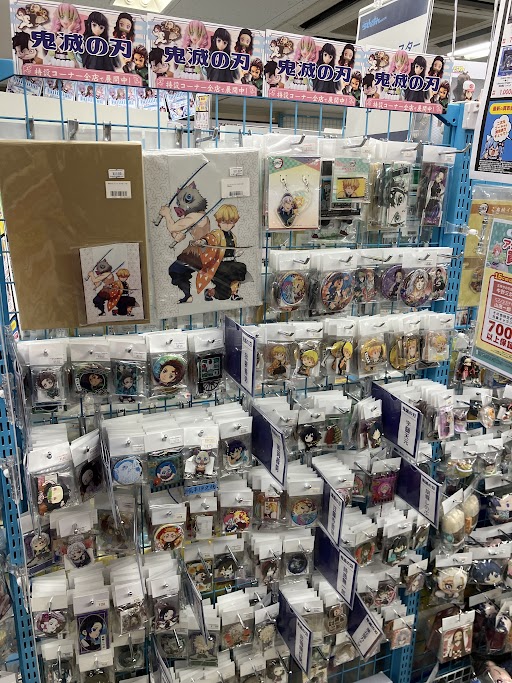 鬼滅の刃　アクスタ　ラバスト　缶バッジ　フィギュア　グッズ　まとめ売り　即購入⭕️ グッズ-バッチ】鬼滅の刃 ランダム缶バッジ B | アニメイト