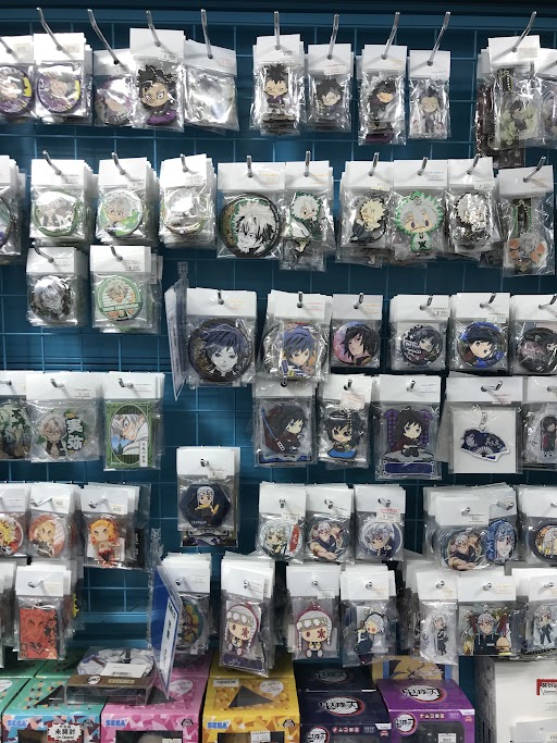 鬼滅の刃 アクスタ フィギュア ぬいぐるみ 缶バッジ アクキー 大量 まとめ売り 仙台店】鬼滅の刃コーナー展開中！！ | らしんばん