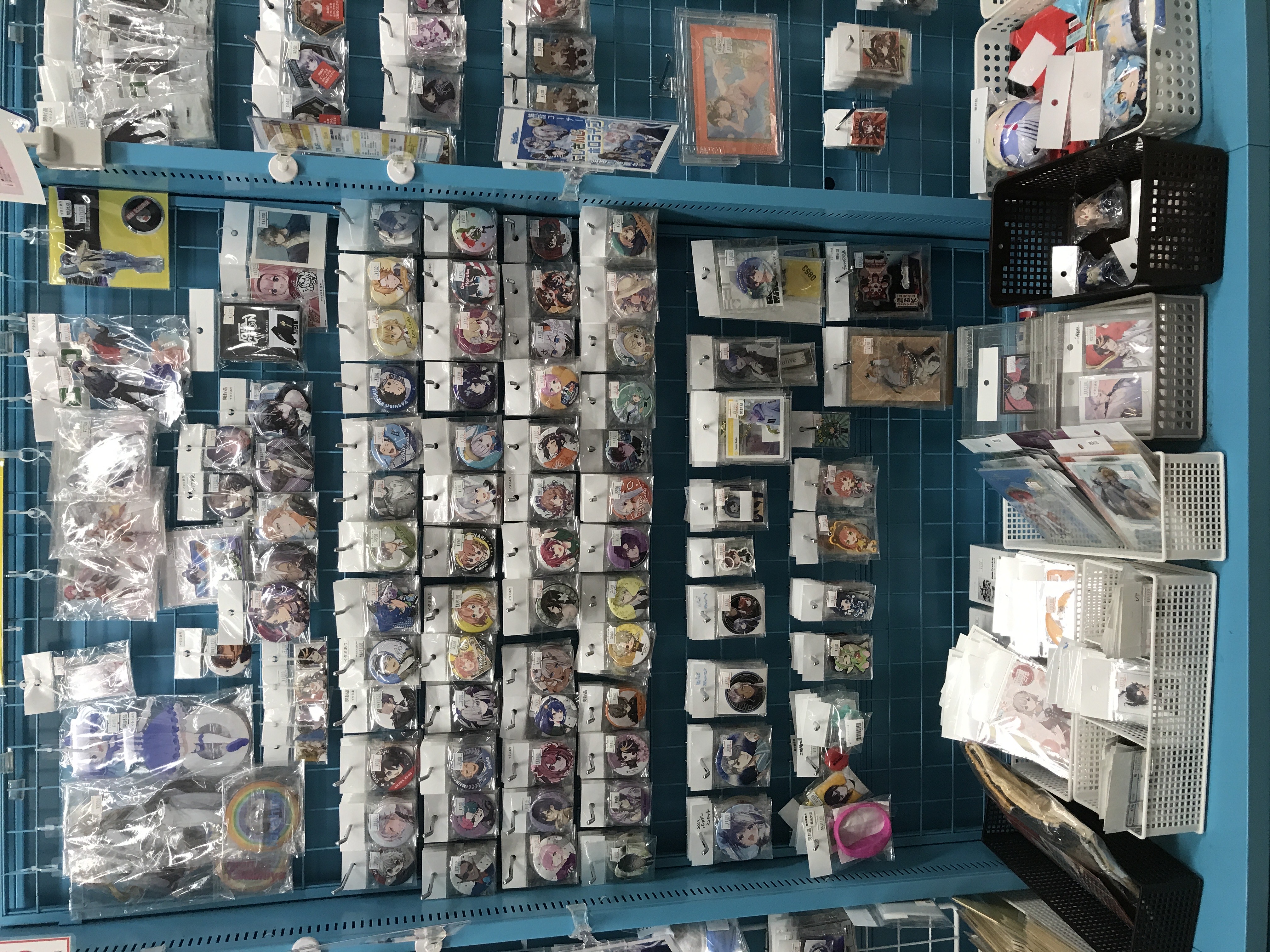 天王寺店】にじさんじ＆ホロライブ特設コーナー展開中‼ | らしんばん