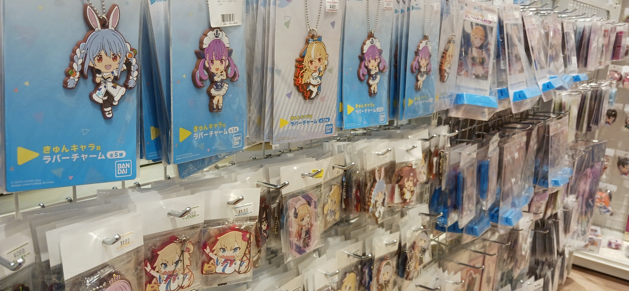 らしんばんマルイシティ横浜店】ホロライブ特設コーナーが熱い