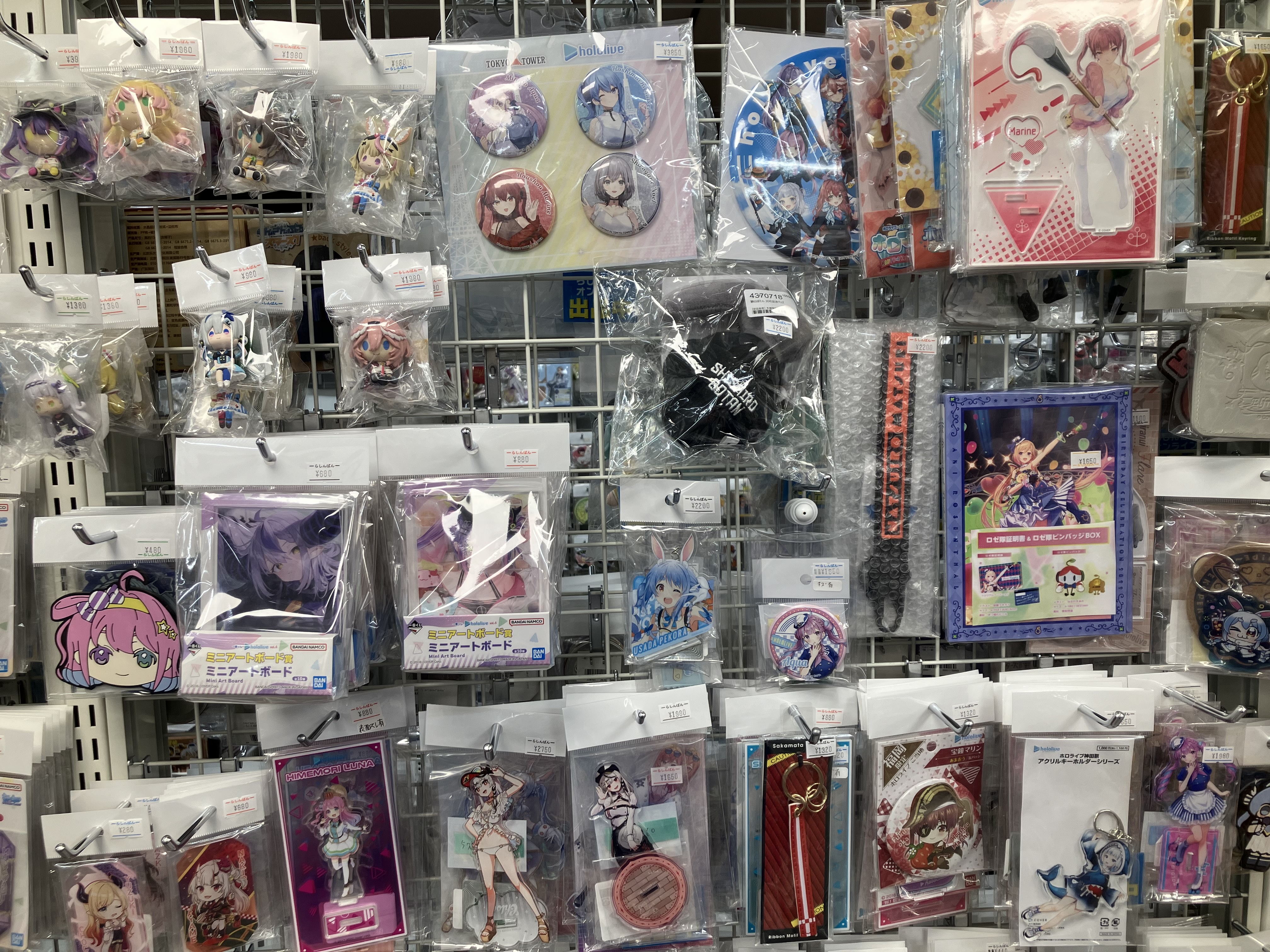 所沢店】ホロライブコーナー展開中！ | らしんばん