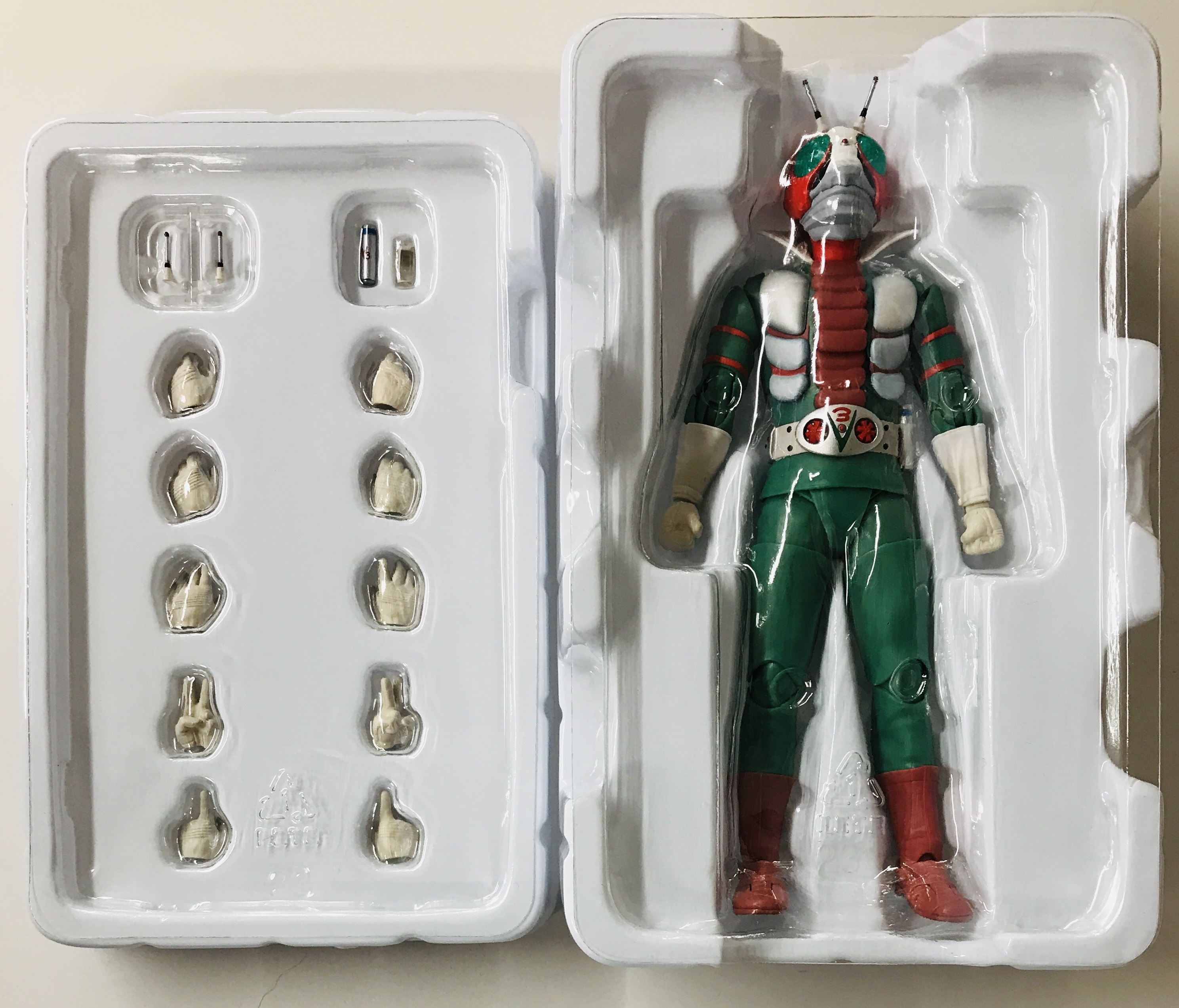 仮面ライダー ブイスリー】仮面ライダーV3 (カメンライダーブイスリー