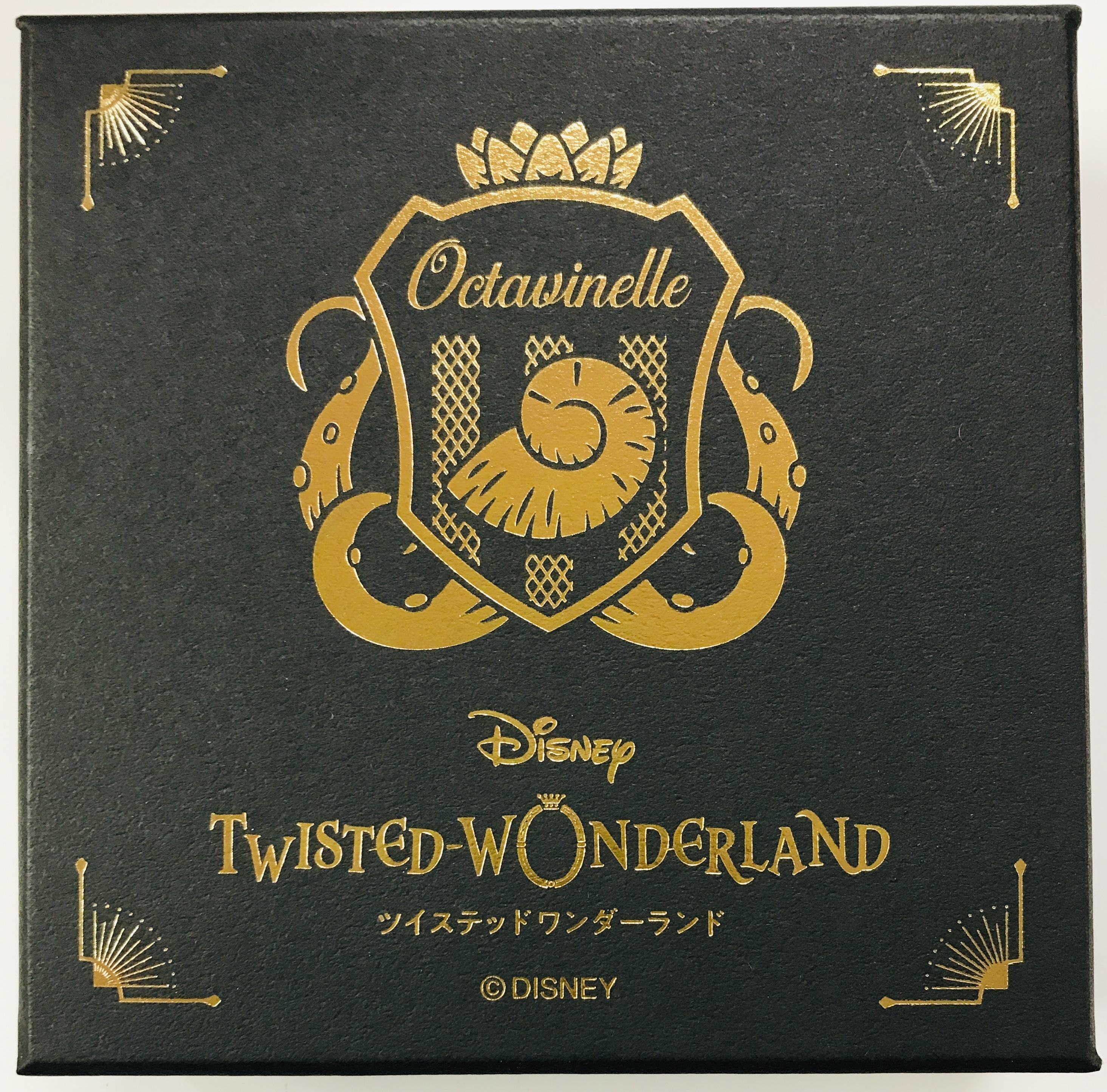 オクタヴィネル レプリカ紋章 オクタヴィネル レプリカ紋章 ツイステ オクタヴィネル 腕章