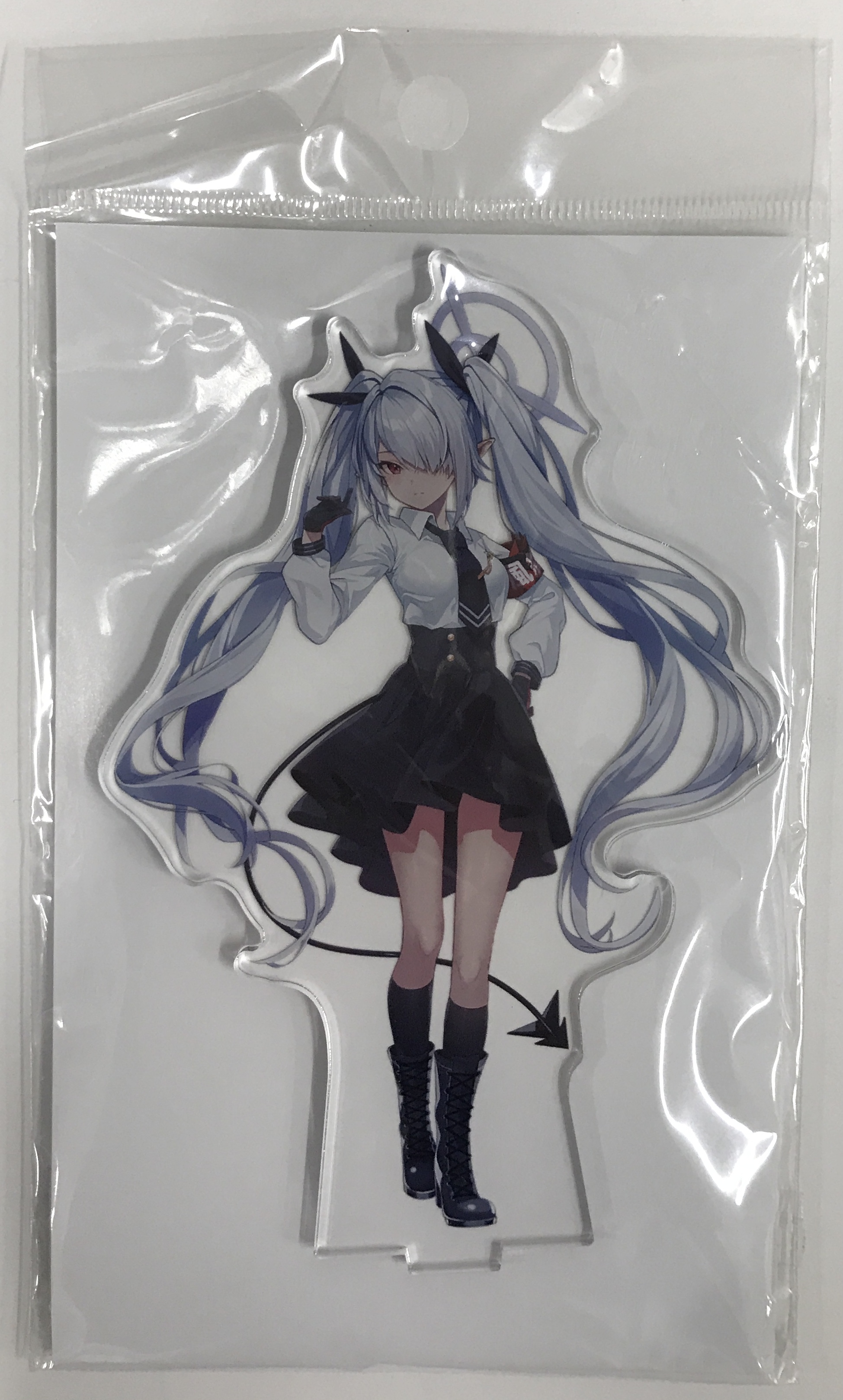 ブルーアーカイブ×ヴィレッジヴァンガード アクリルスタンドBIG 銀鏡イオリ