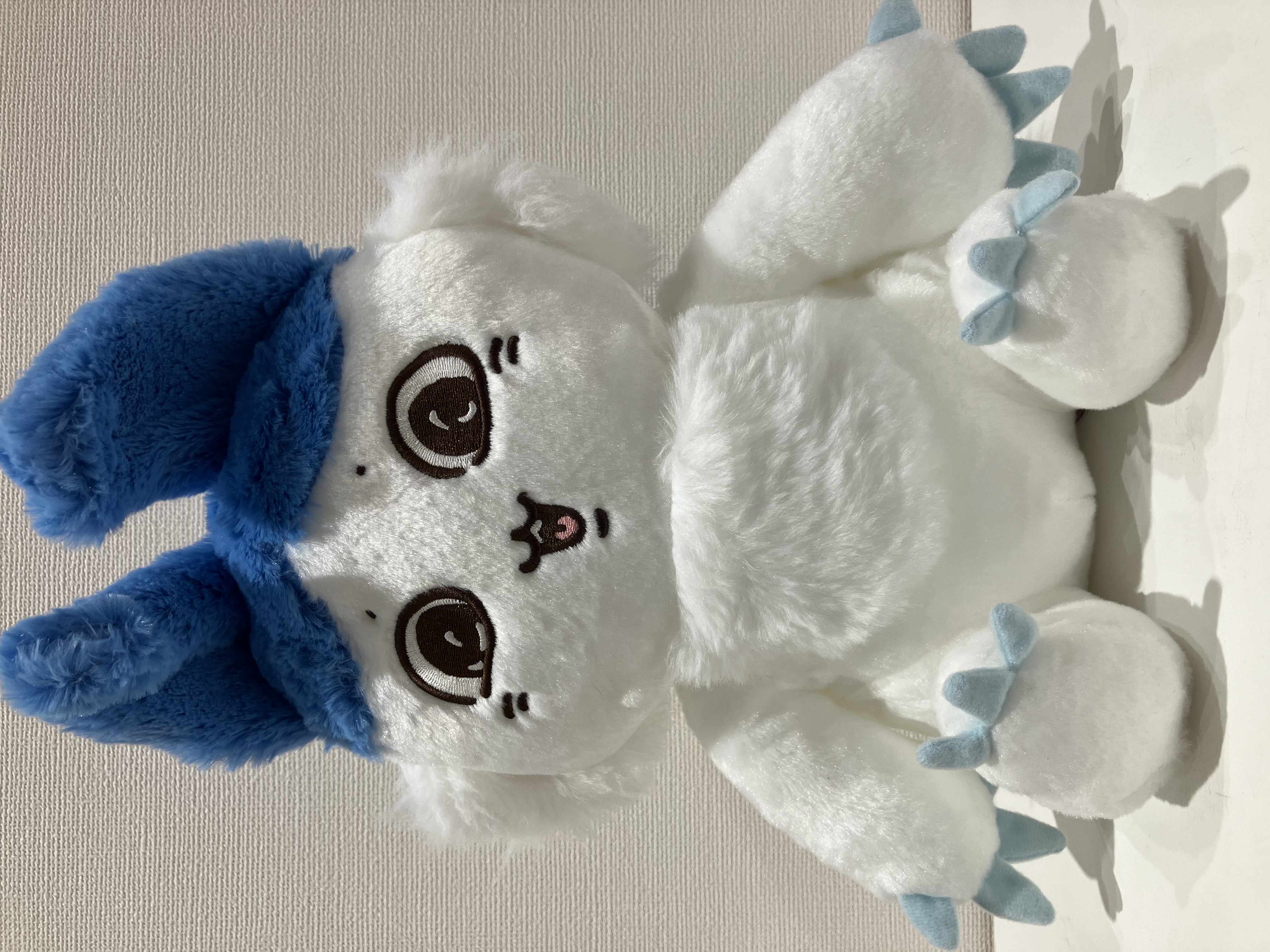 ちいかわ パラレルワールド!?BIGぬいぐるみ 強くなったハチワレ