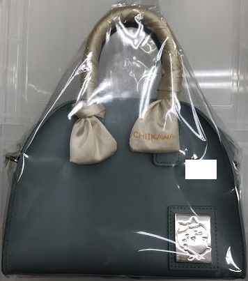 ちいかわ×しまむら 2WAYボストンバッグ ハチワレ