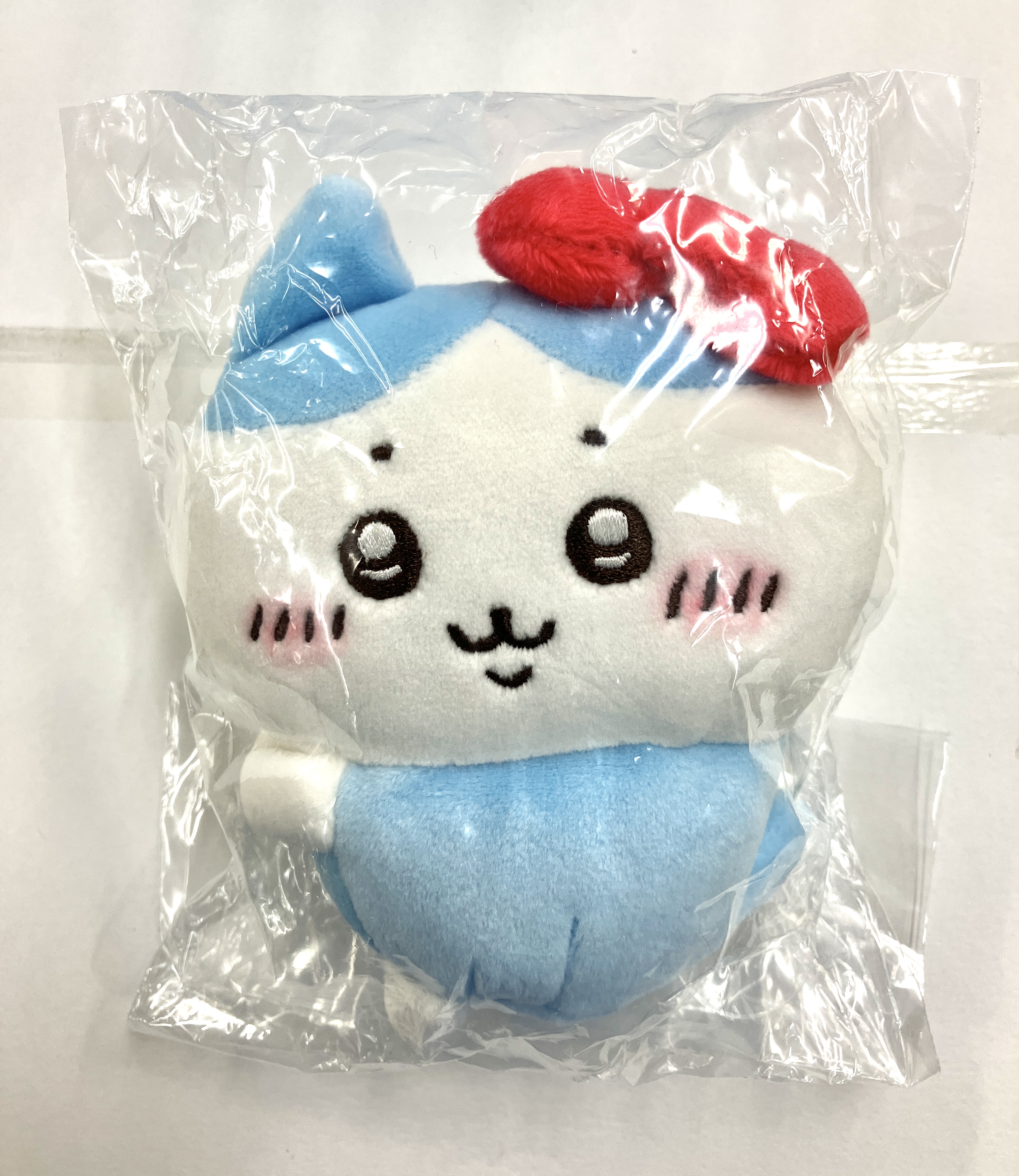 【未開封】ちいかわ×サンリオキャラクターズ 持ちますマスコット ハチワレ・ハローキティ