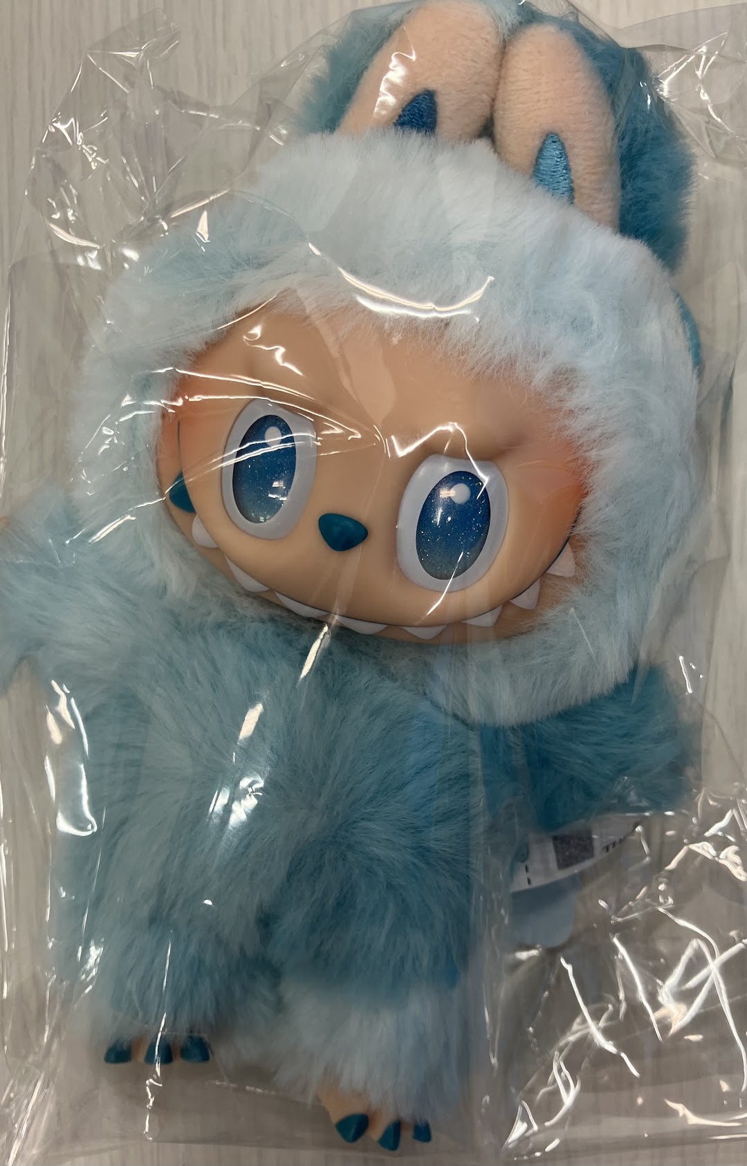 POPMART THE MONSTERS Big into Energy シリーズ ぬいぐるみペンダント LABUBU HOPE