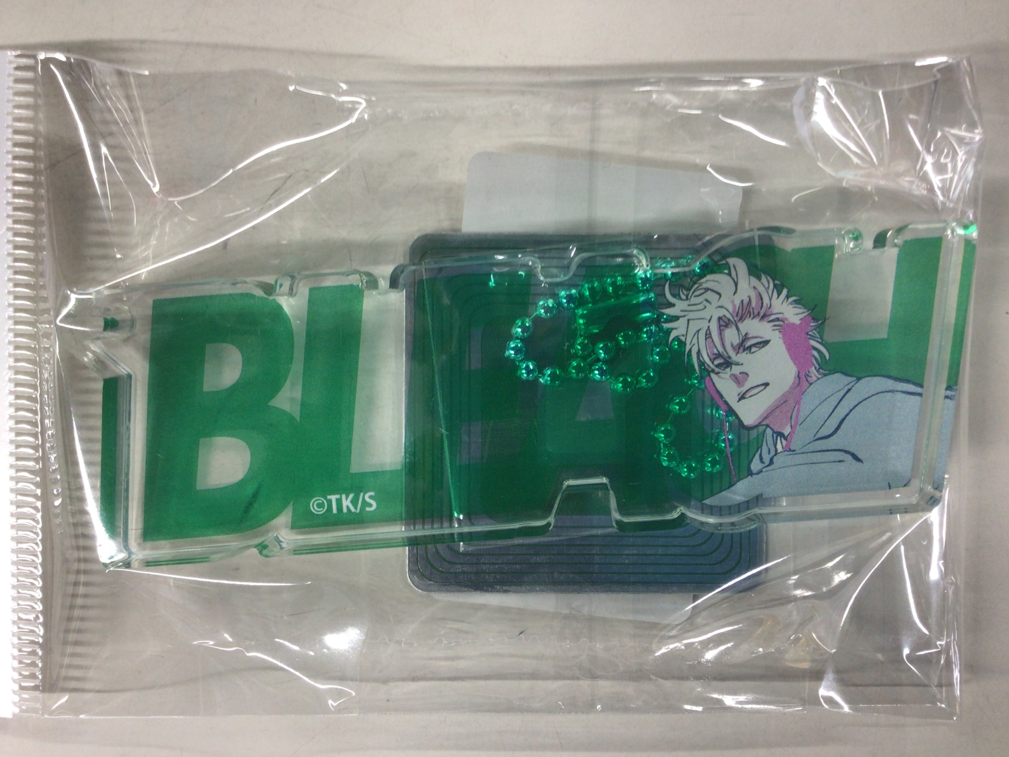 BLEACH BLACK HOLE DISCO CLUB アクリルキーホルダー グリムジョー・ジャガージャック
