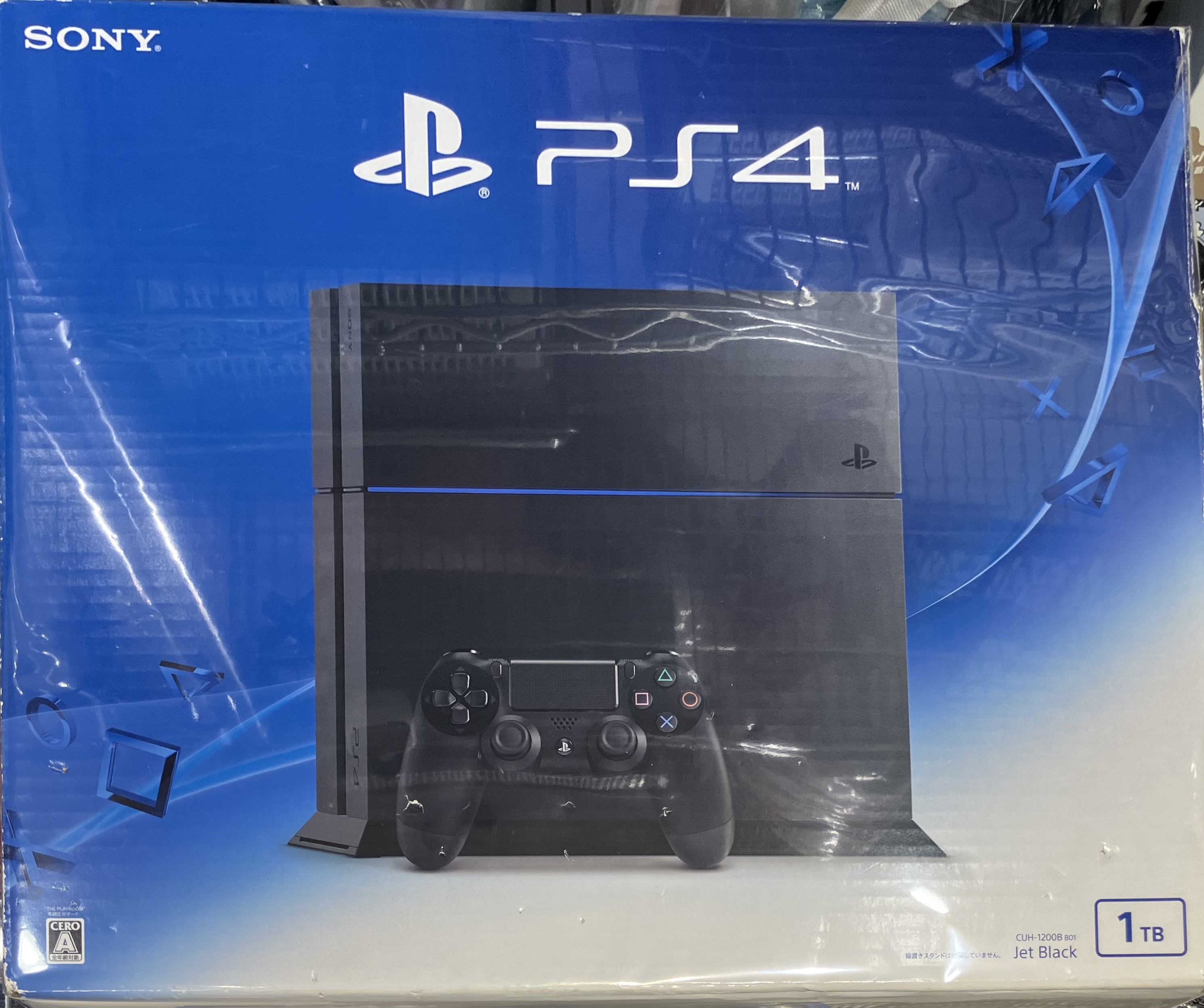 PlayStation 4 ジェット・ブラック (1TB)