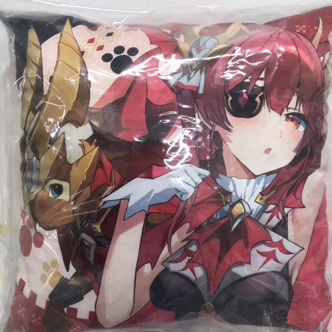 ホロライブ×モンスターハンター スクエアクッション 宝鐘マリン&アイルー