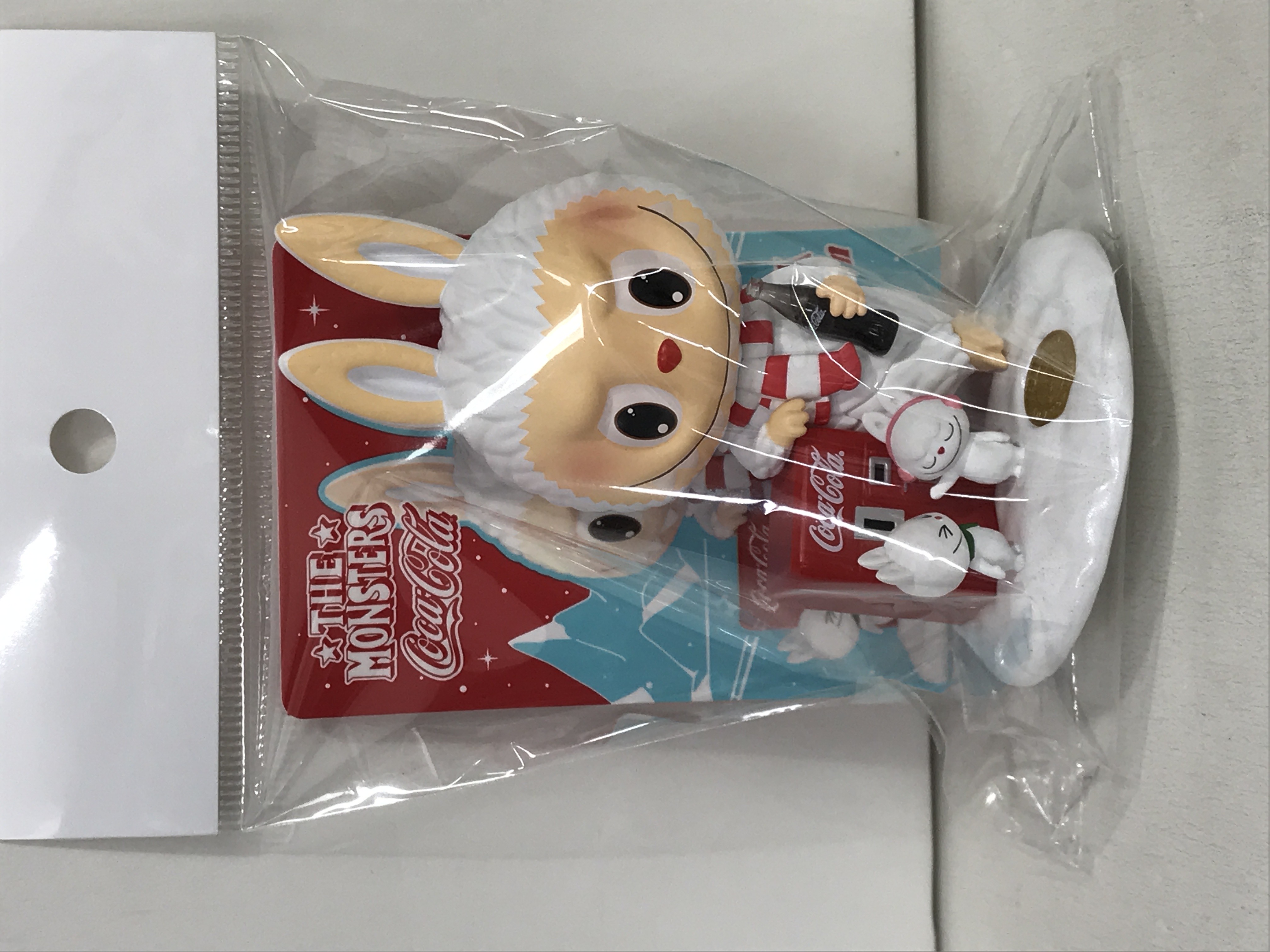 POPMART THE MONSTERS コカ・コーラ シリーズ ブラインドボックスフィギュア LABUBU Little Snowman 【フィギュア】[POPMART]
