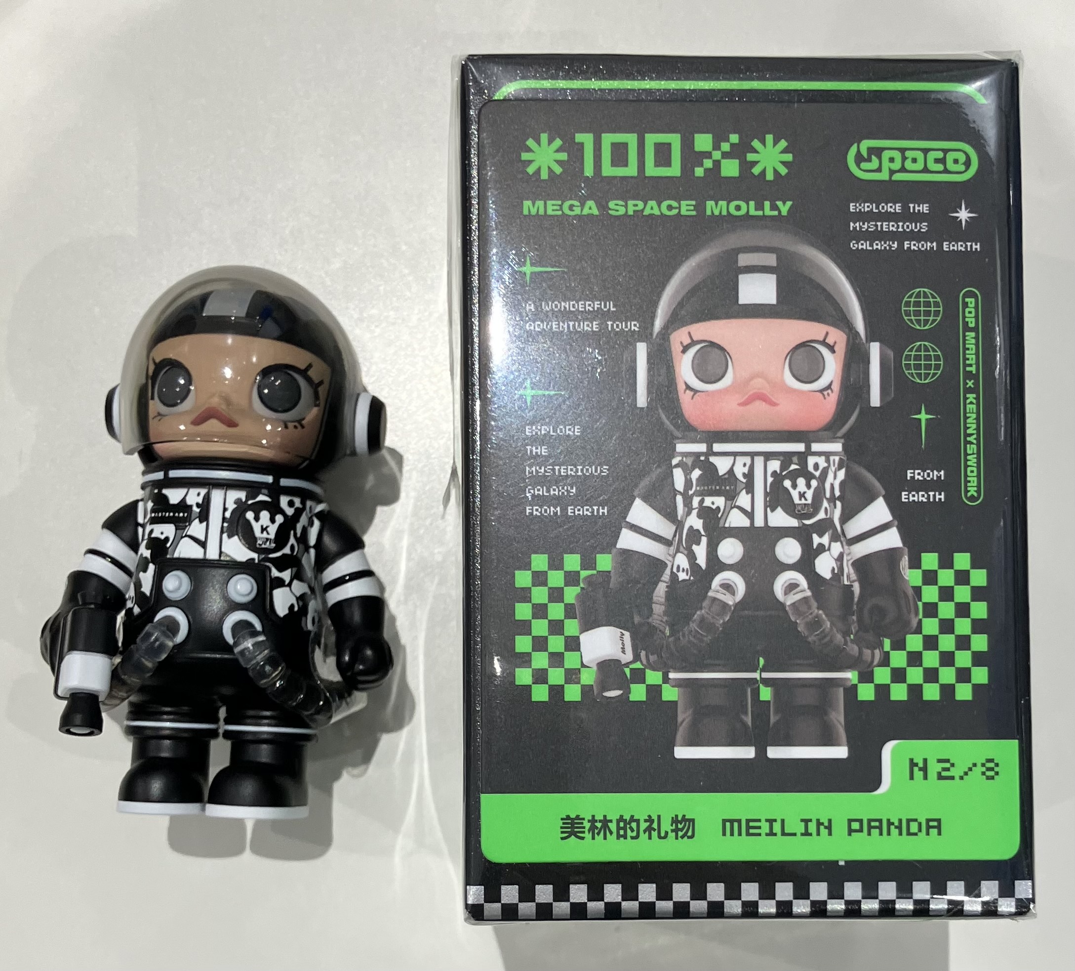 POPMART MEGA コレクション 100% SPACE MOLLY シリーズ 2-B MEILIN PANDA 【フィギュア】[POPMART]