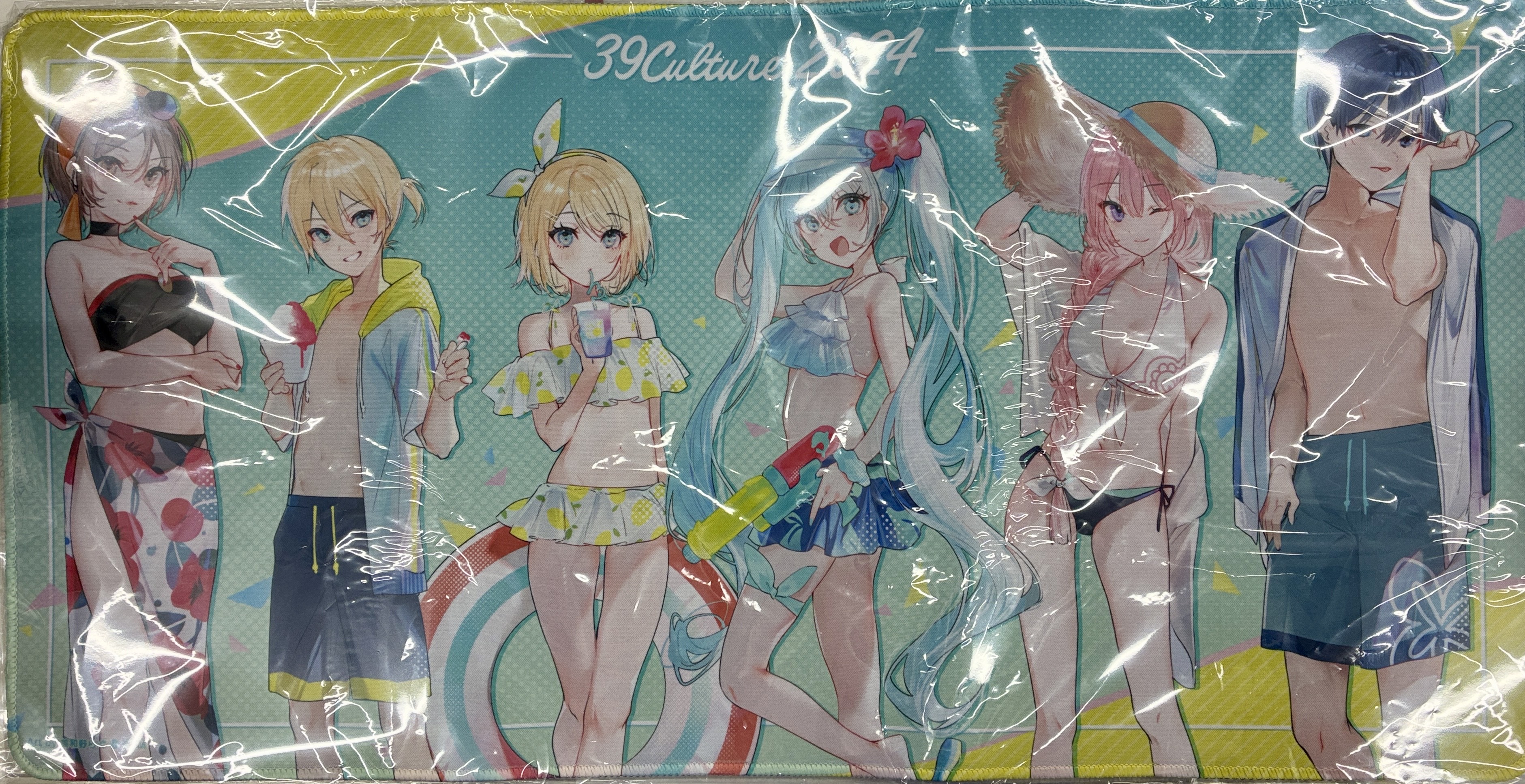 【未開封】COCOLLABO×piapro 39Culture2024 WORLD & FES FES デスクマット