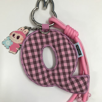 POPMART THE MONSTERS PIN FOR LOVE シリーズ アルファベットペンダント(N-Z) LABUBU Q