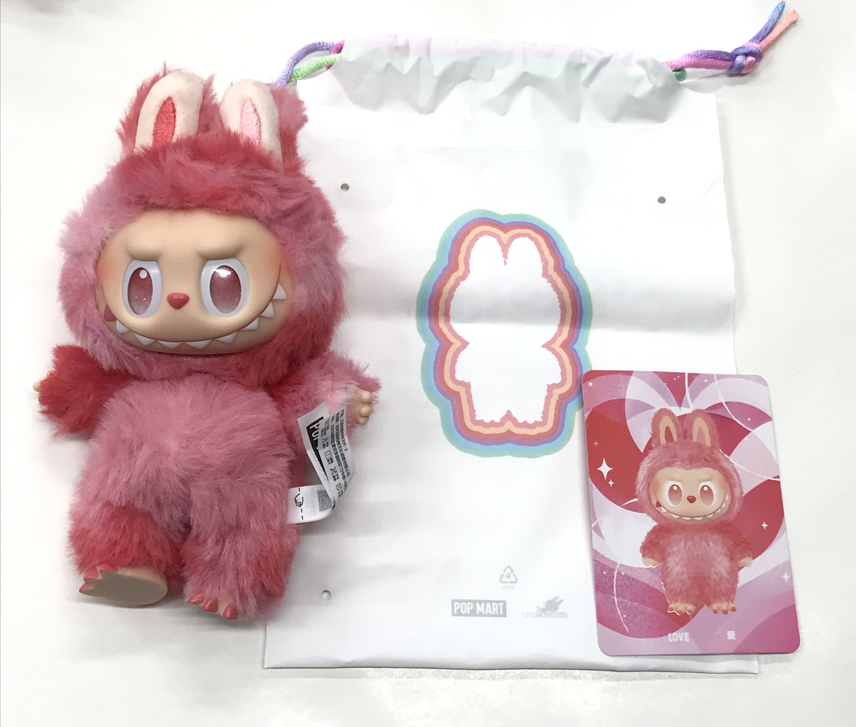 POPMART THE MONSTERS Big into Energy シリーズ ぬいぐるみペンダント LABUBU LOVE