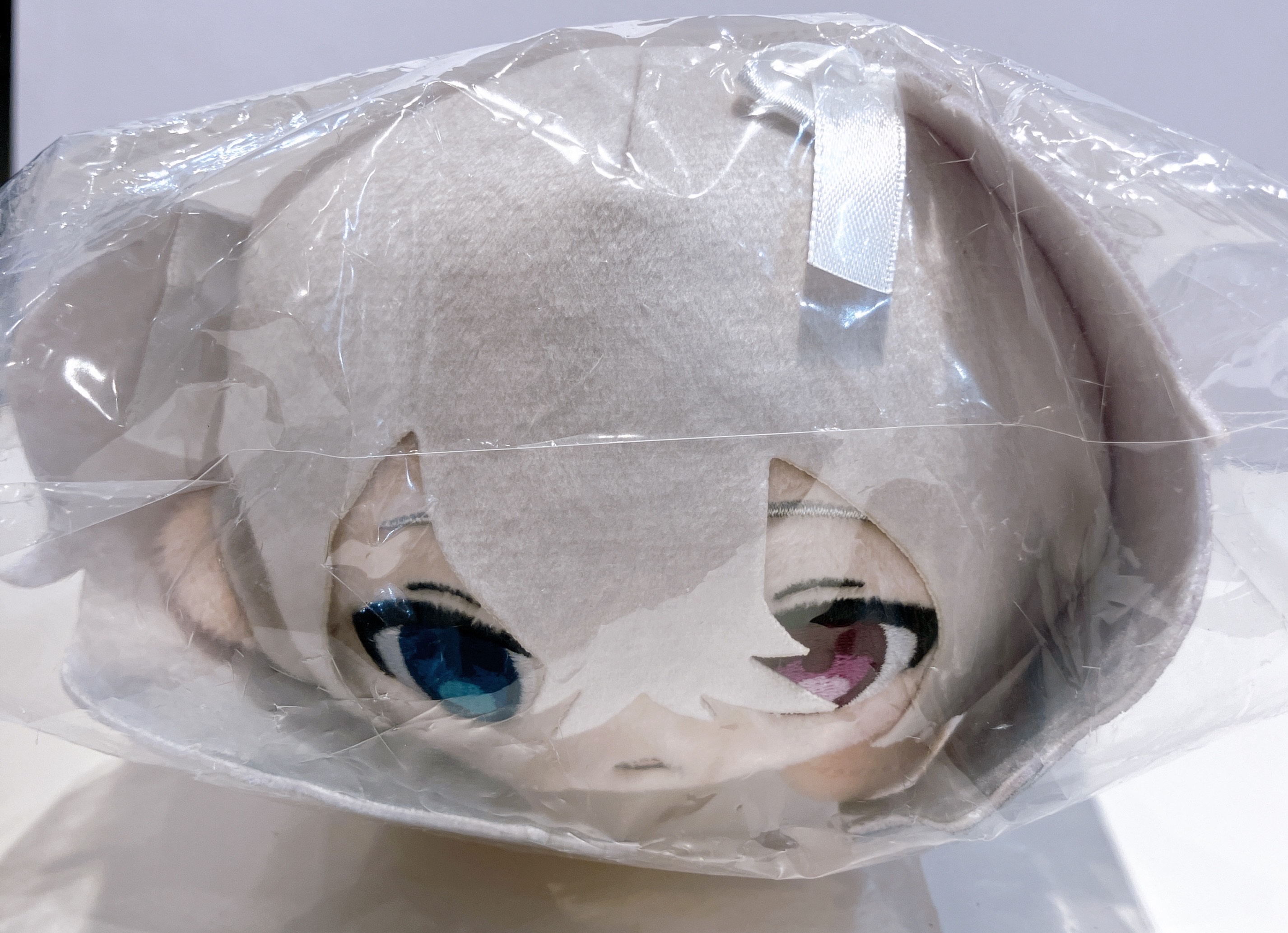 劇場版プロジェクトセカイ 壊れたセカイと歌えないミク 寝そべりぬいぐるみ 誰もいないセカイの初音ミク