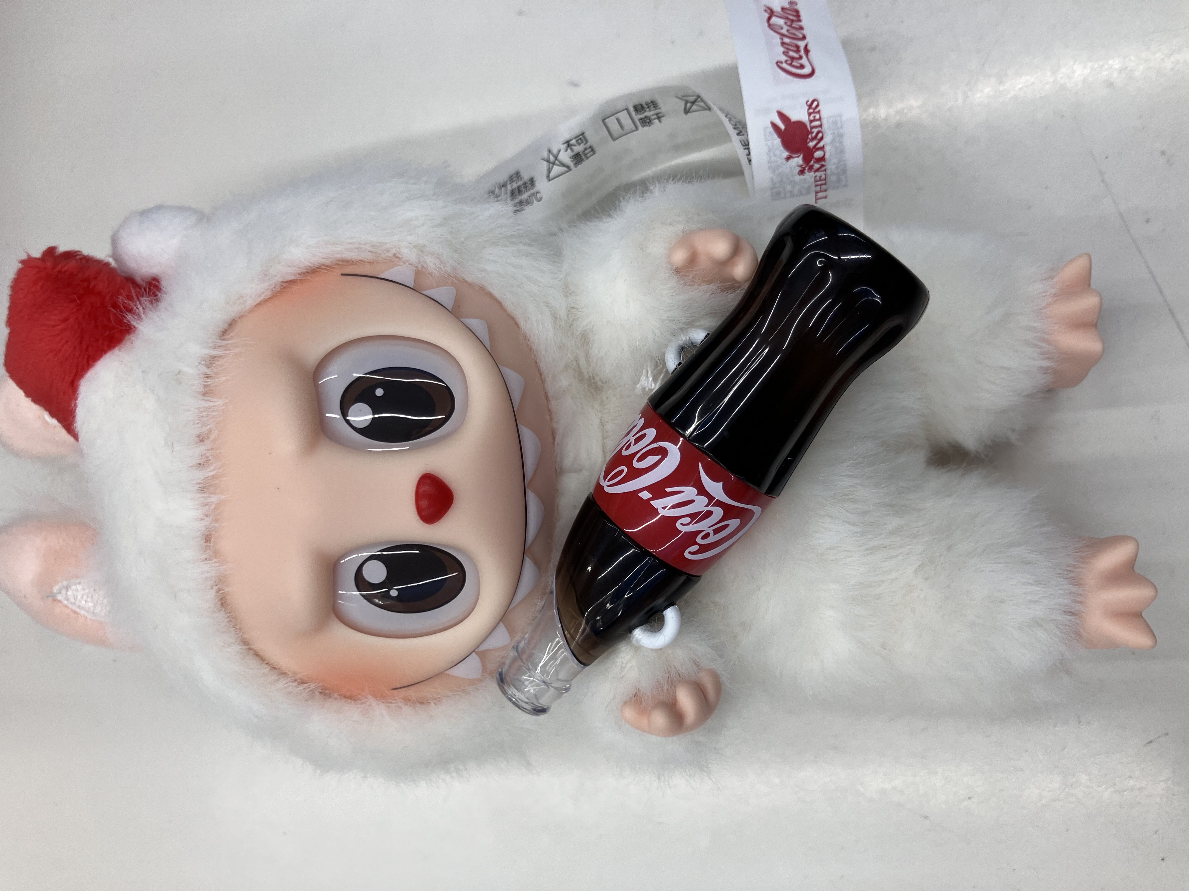 THE MONSTERS コカ・コーラシリーズソフビフェイス LABUBU Surprise Shake