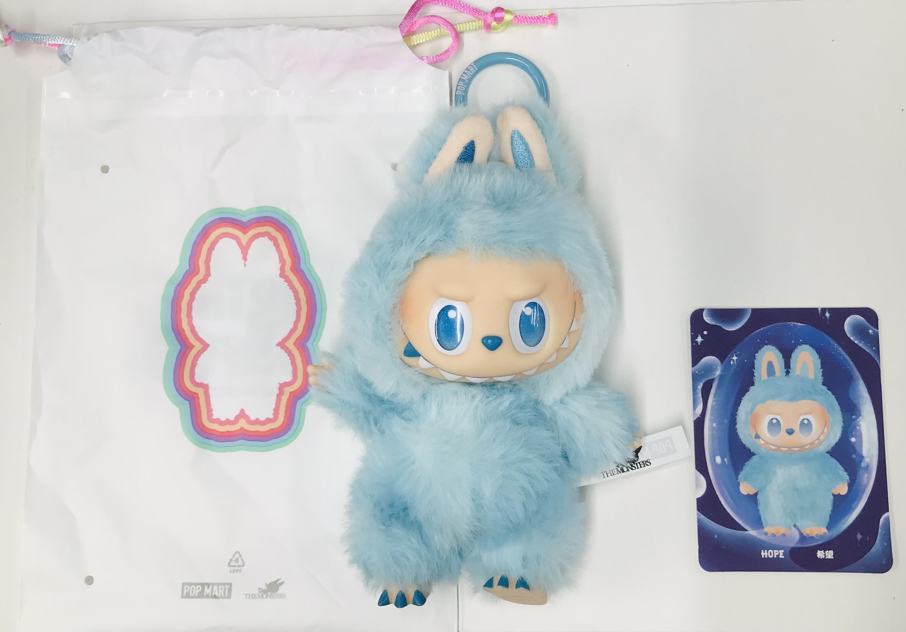 POPMART THE MONSTERS Big into Energy シリーズ ぬいぐるみペンダント LABUBU HOPE