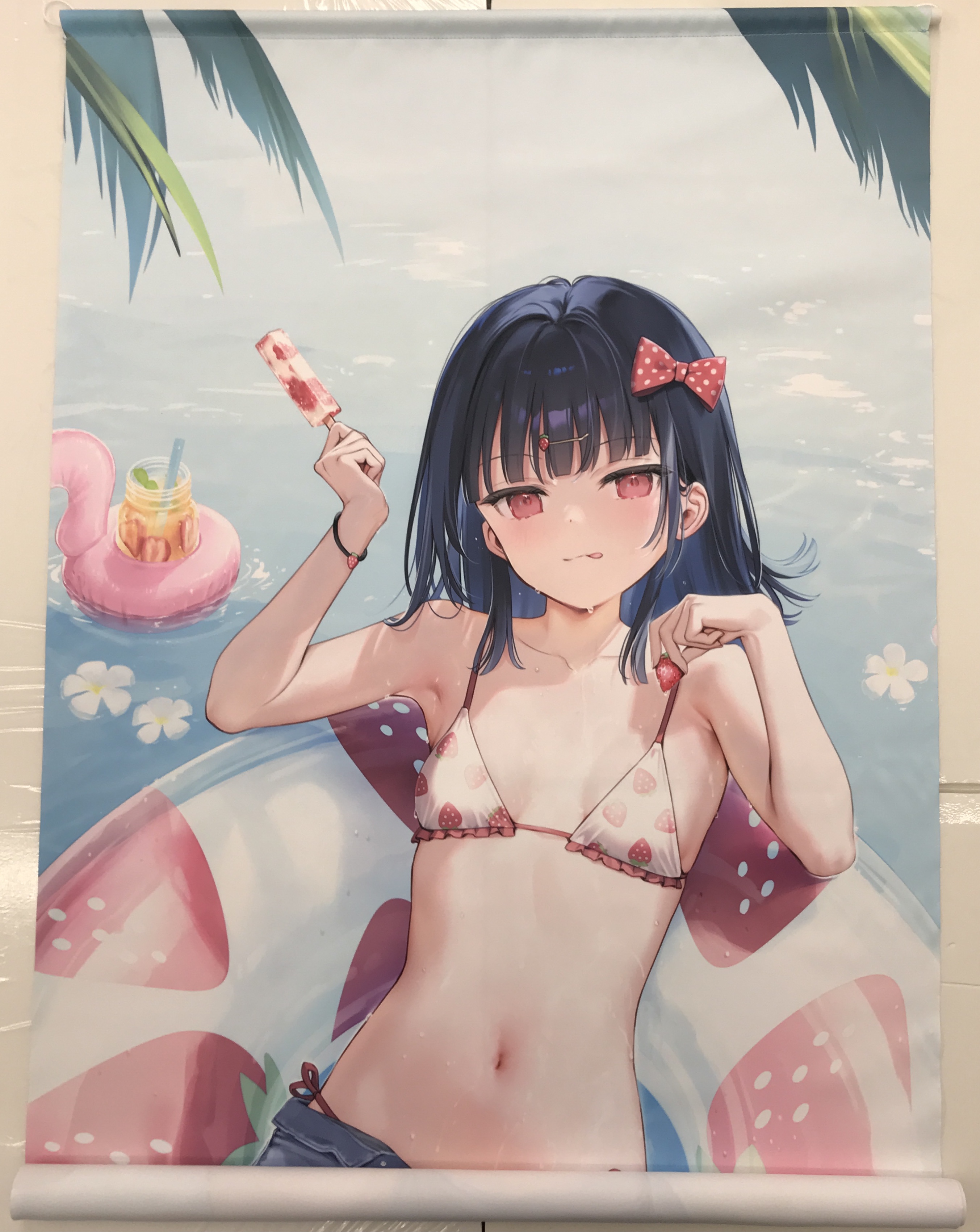 mignon 等身大タペストリー いちご SUMMER [mignon][MIGNON WORKS
