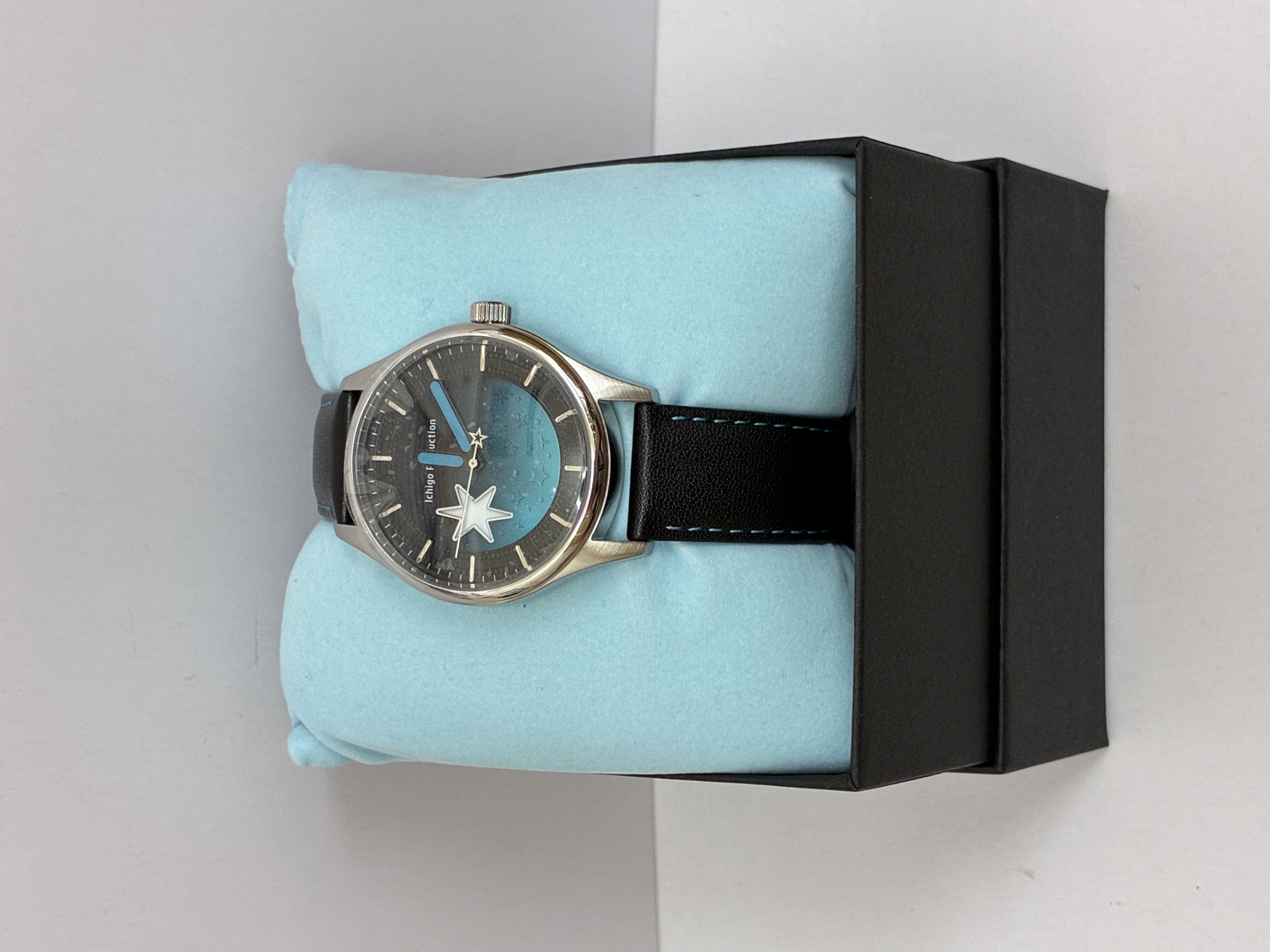 【推しの子】腕時計 星野愛久愛海(アクア) モデル