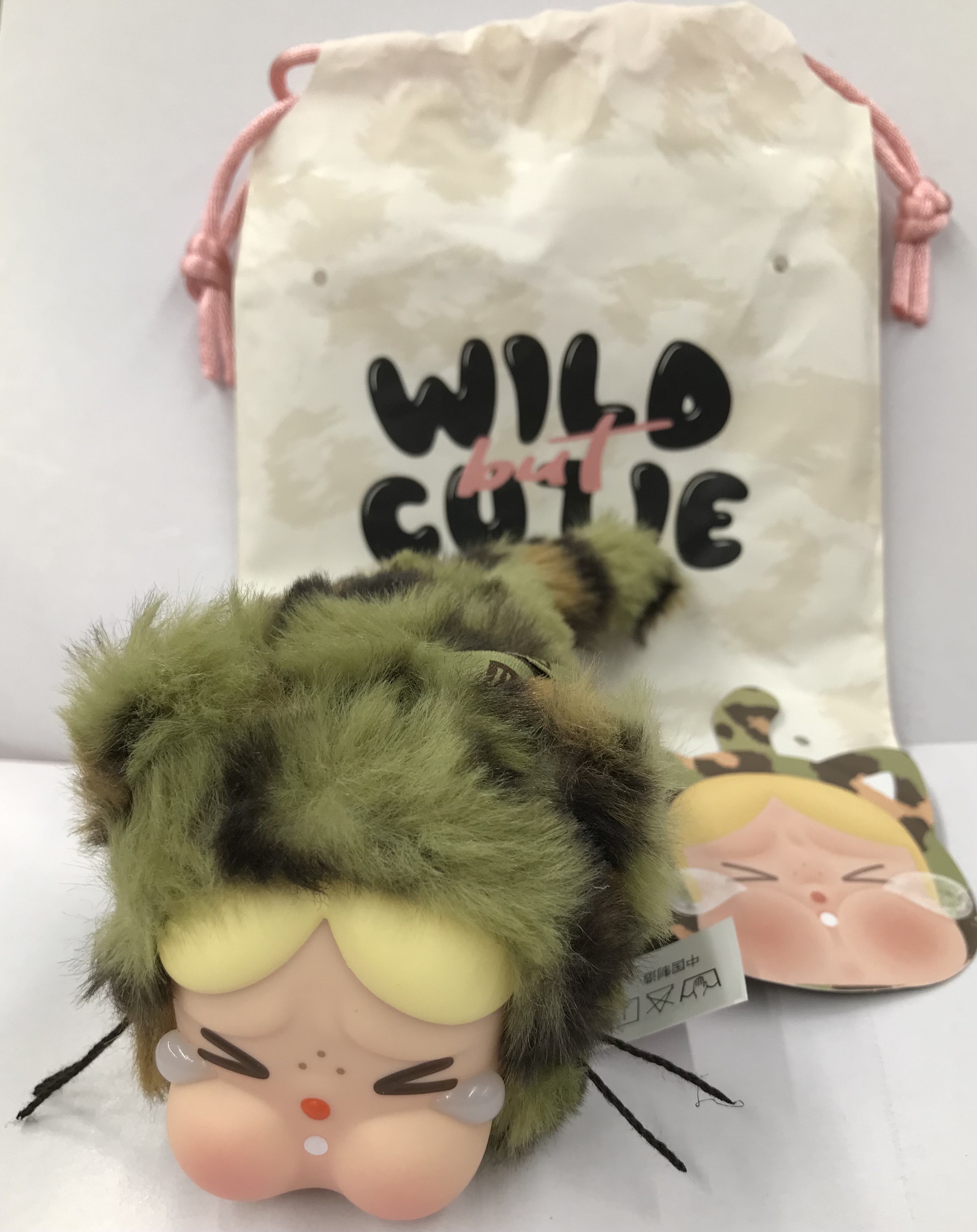 CRYBABY Wild but Cutie シリーズ ぬいぐるみペンダント Camo Cutie
