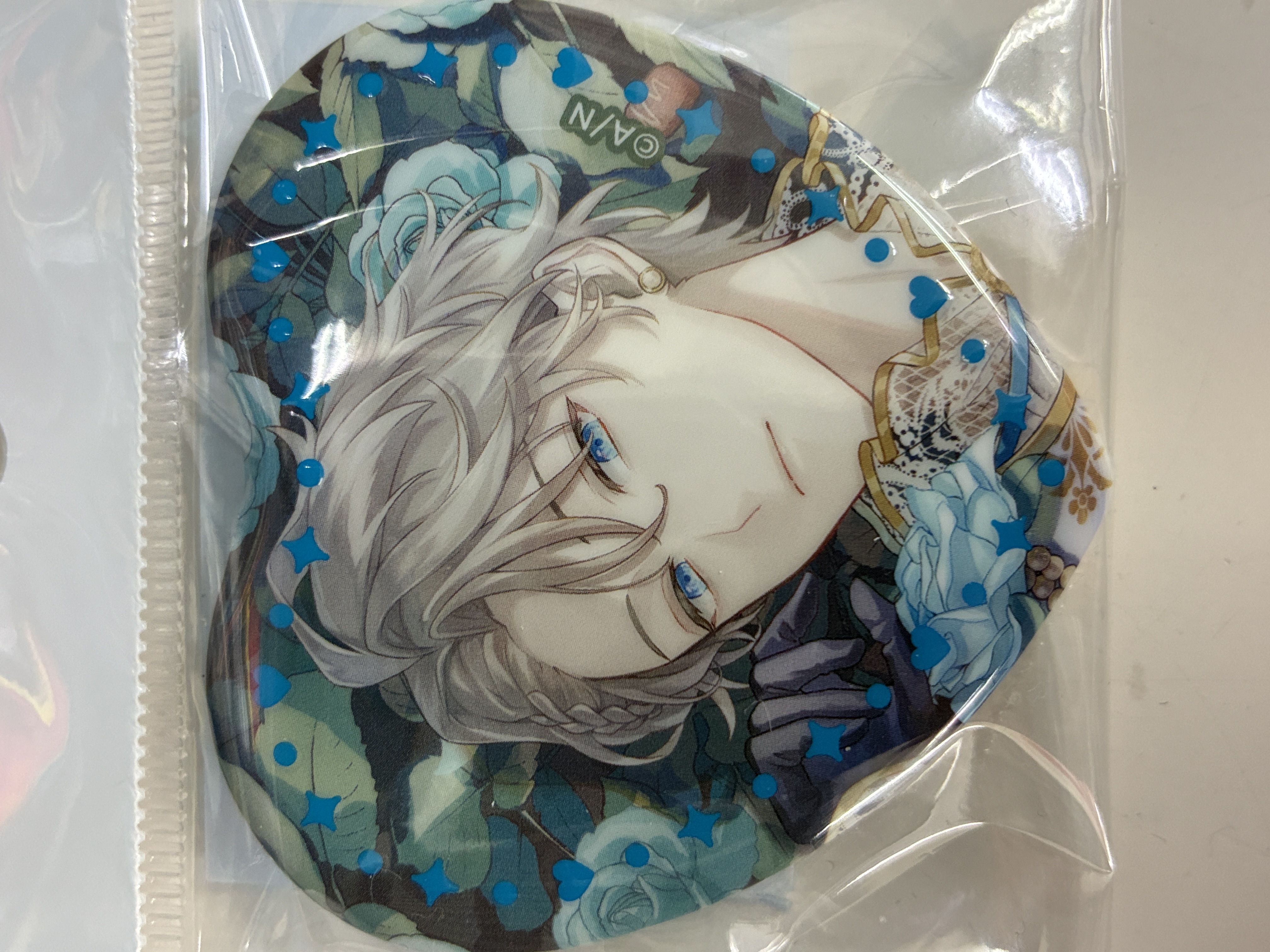 にじさんじ Rose Valentine ランダムハート型缶バッジ 甲斐田晴 A