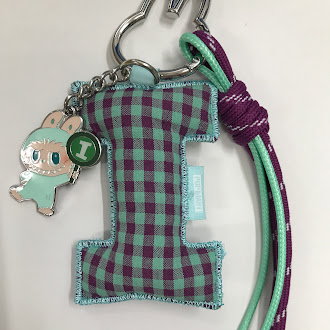 POPMART THE MONSTERS PIN FOR LOVE シリーズ アルファベットペンダント(A-M) LABUBU I