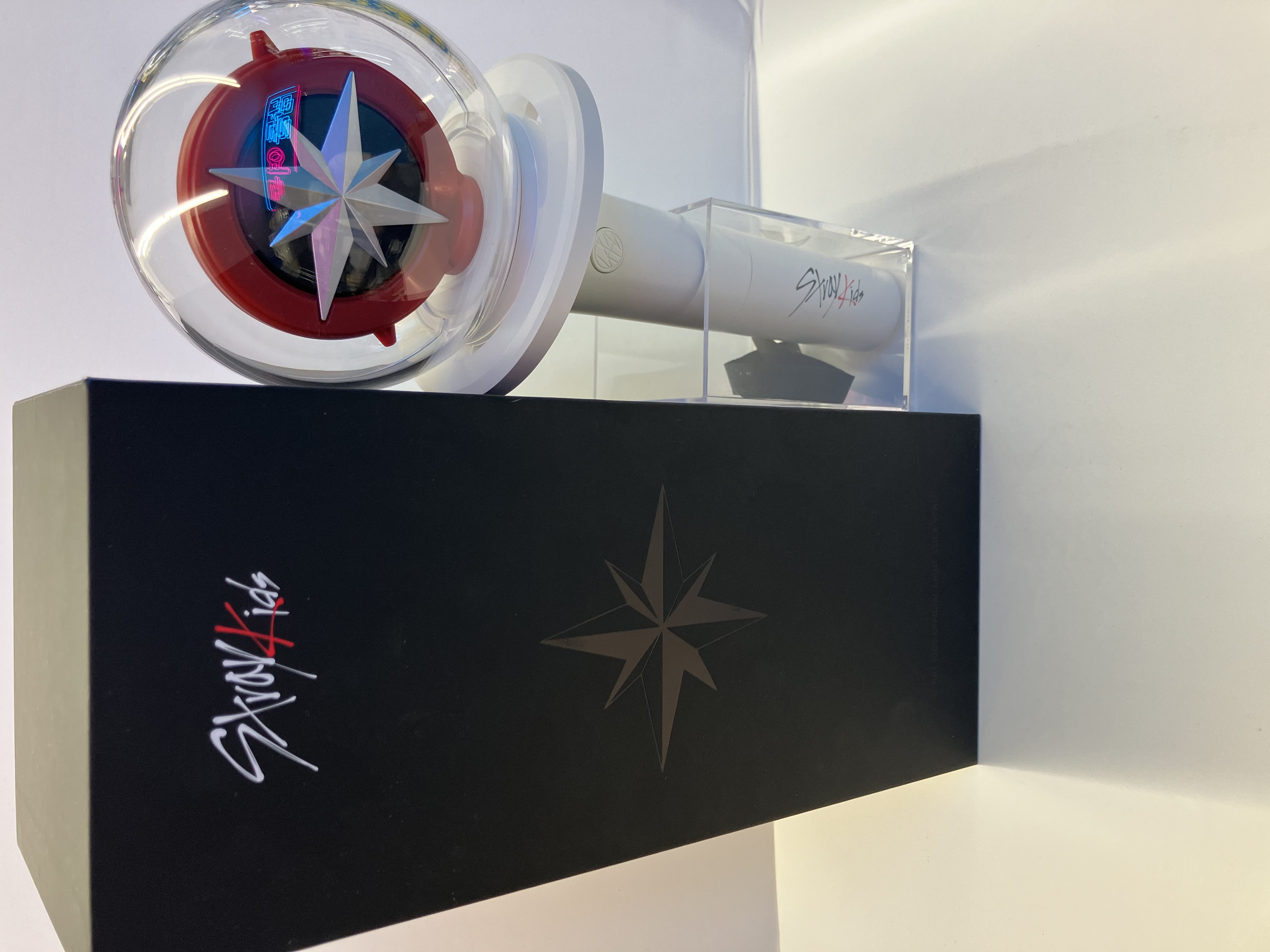Stray Kids OFFICIAL LIGHT STICK VER.2