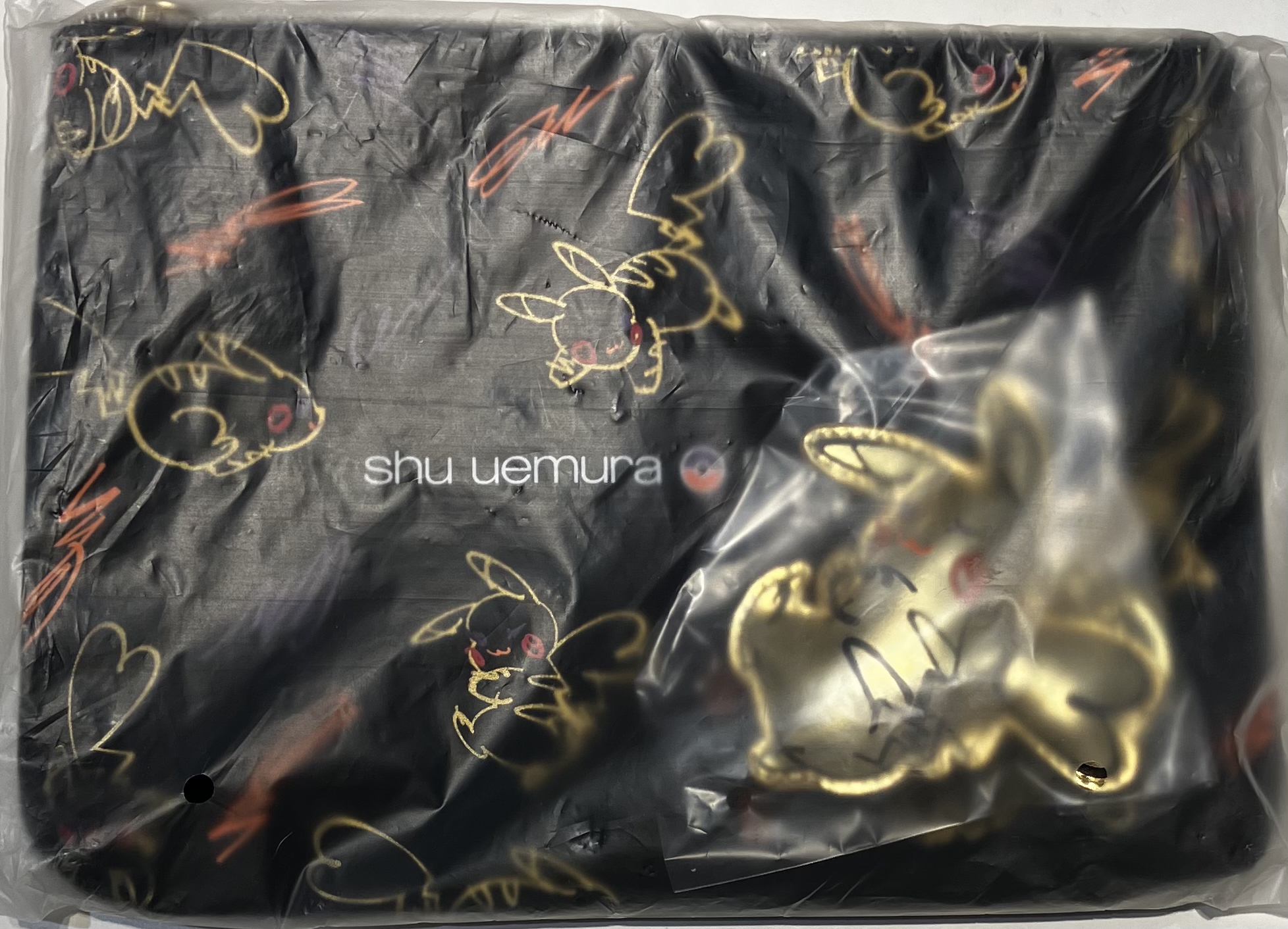 ポケットモンスター シュウ ウエムラ×ポケモン コレクション 数量限定予約特典 ポーチ&キーチャーム