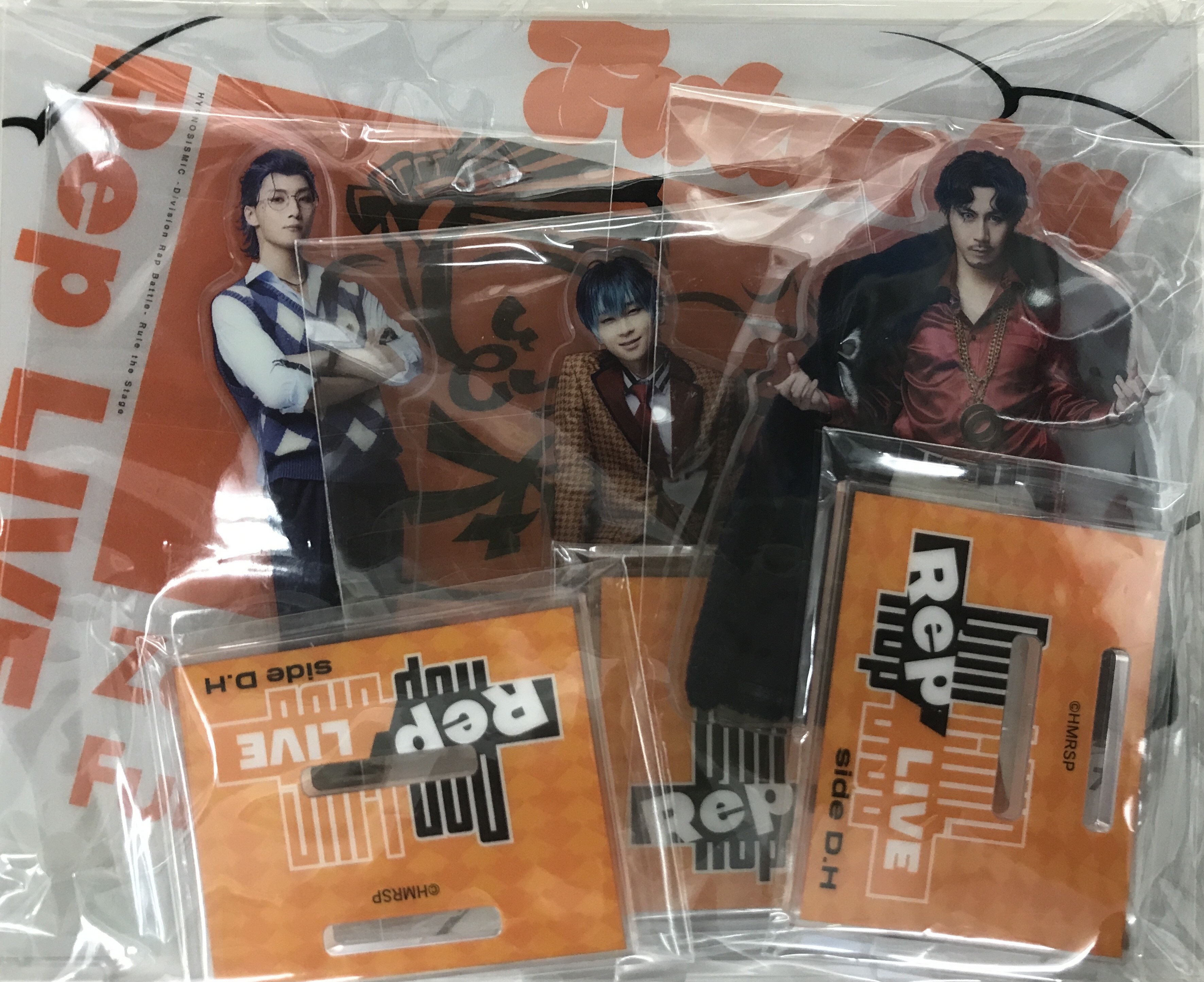 【未開封】ヒプノシスマイク-Division Rap Battle- Rule the Stage 《Rep LIVE side D.H》 会場限定デザイン アクリルスタンドセット <Zepp Fukuoka> どついたれ本舗 白膠木簓(Tragic Comedy)(荒牧慶彦)&躑躅森盧笙(WISDOM)(里中将道)&天谷奴零(MC MasterMind)(郷本直也)