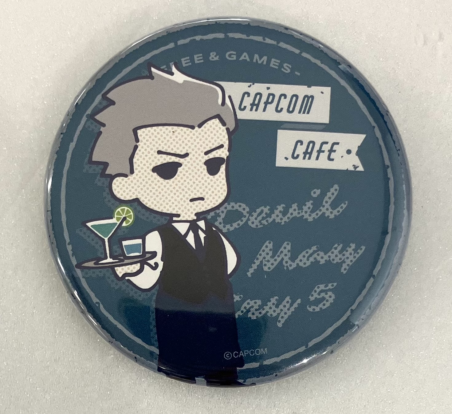 Devil May Cry 5×カプコンカフェ 缶バッジ バージル