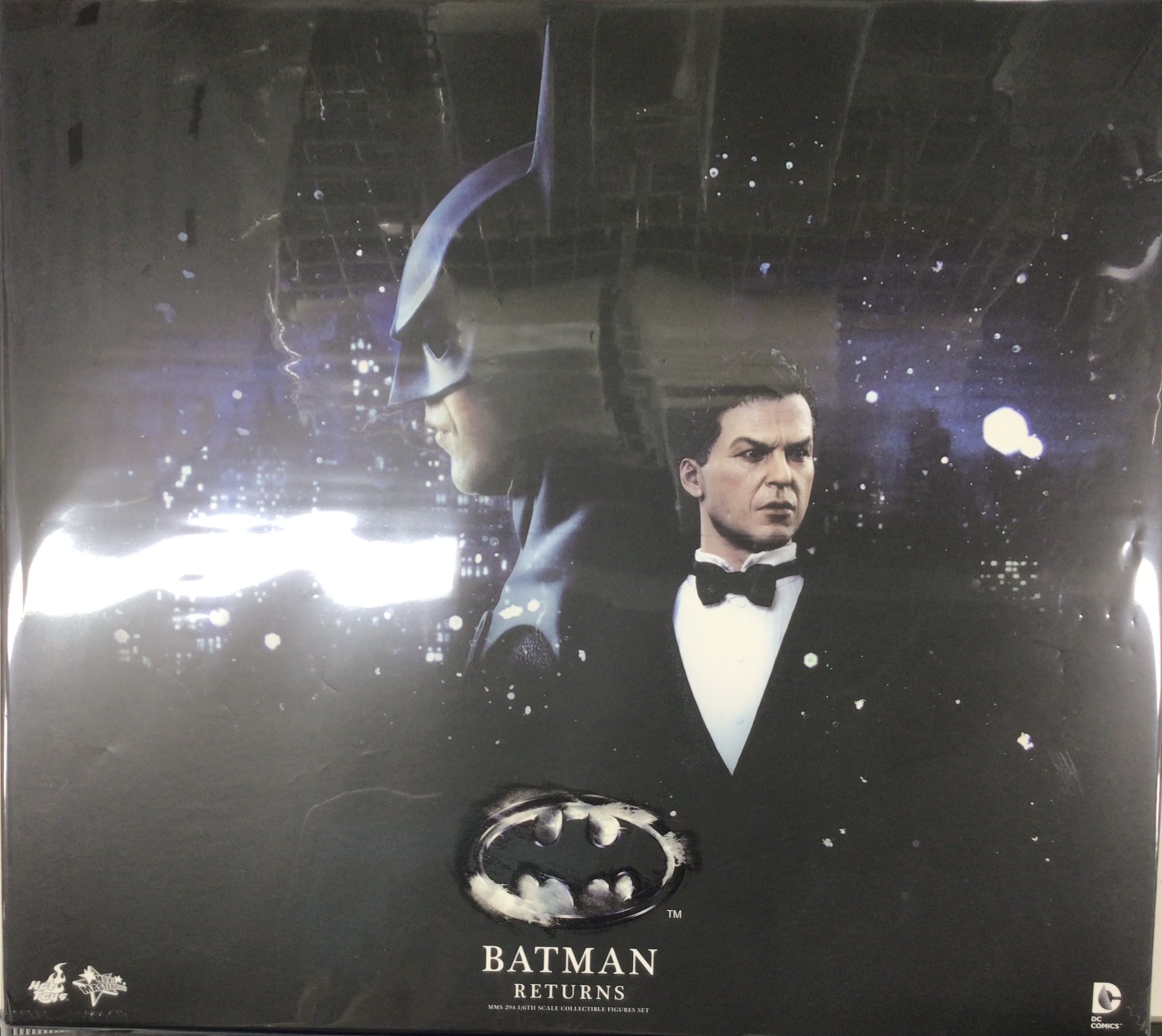 ムービー・マスターピース バットマン リターンズ バットマン&ブルース・ウェイン(マイケル・キートン) 2体セット 【フィギュア】[ホットトイズ]