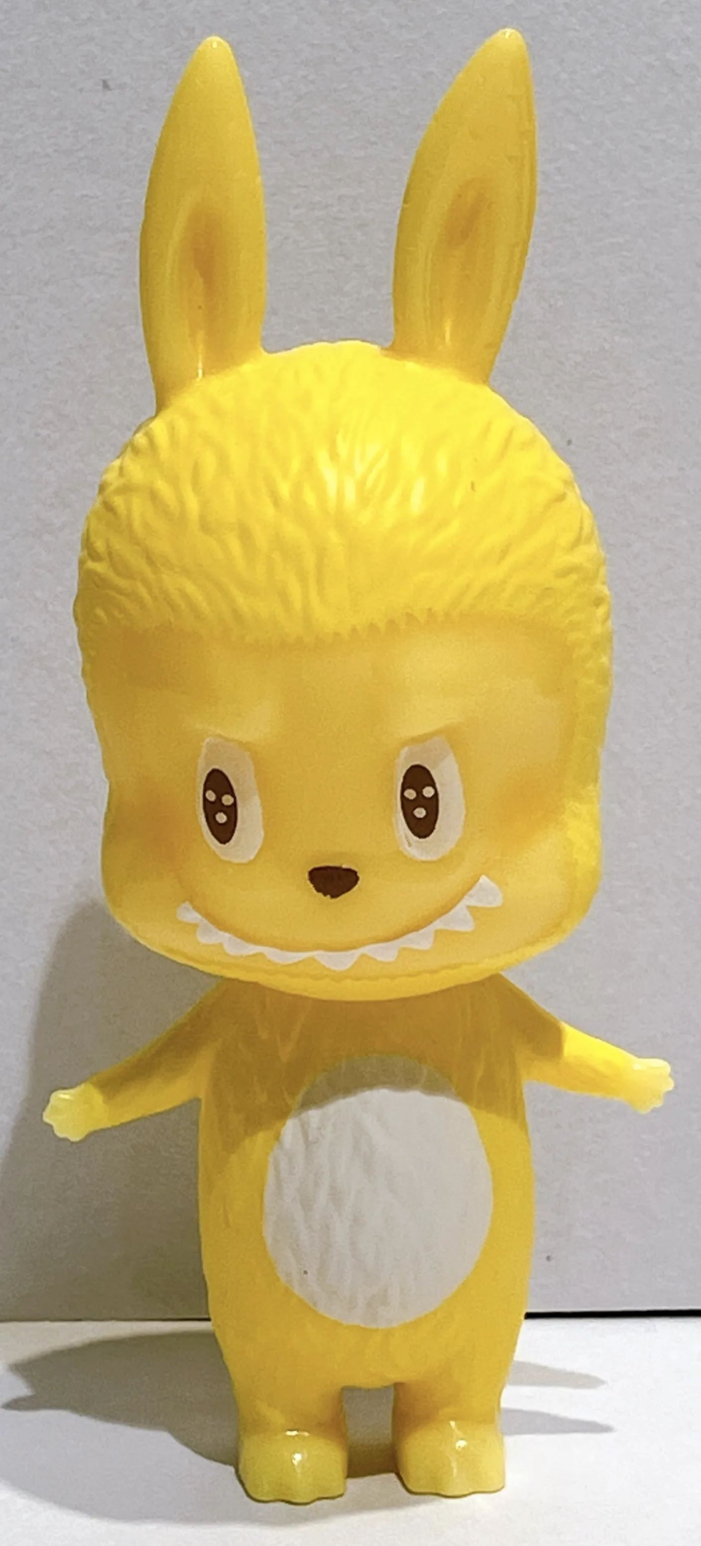 POPMART×HOW2WORK(Kasing Lung) 2019 THE LITTLE MONSTERS MINI FIGURE COLLECTION SERIES2 Mini LABUBU Yellow [POPMART]