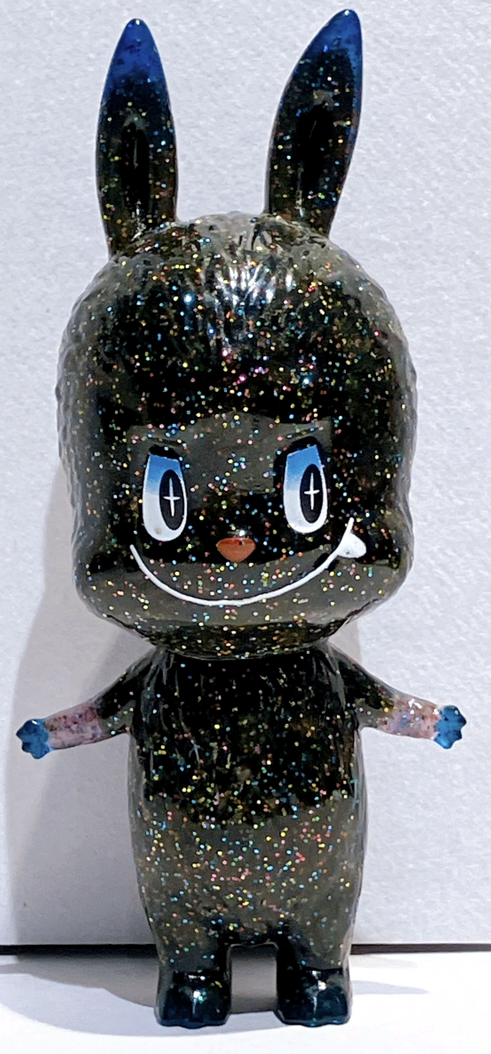 POPMART×HOW2WORK(Kasing Lung) 2019 THE LITTLE MONSTERS MINI FIGURE COLLECTION SERIES2 Mini LABUBU Black Sparkle [POPMART]