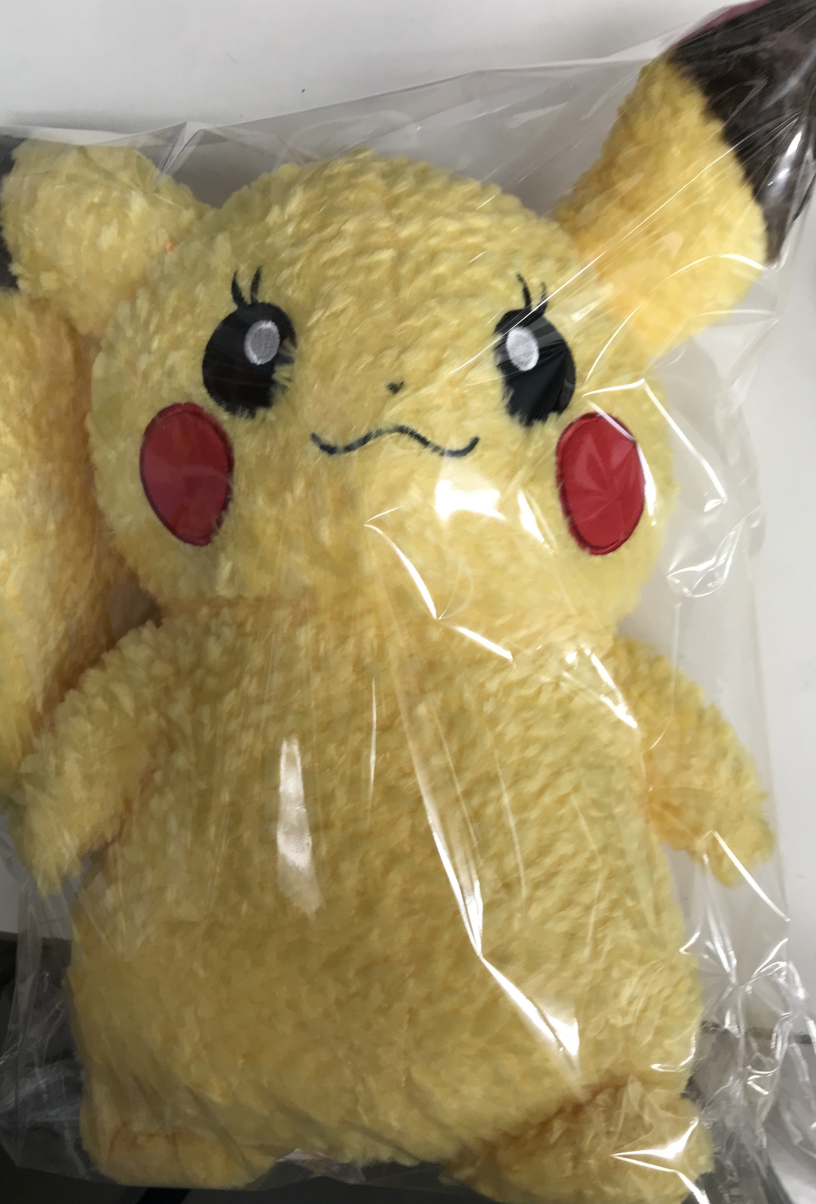 ポケットモンスター ぬいぐるみ Pikachu's Closet ピカチュウ(メス)
