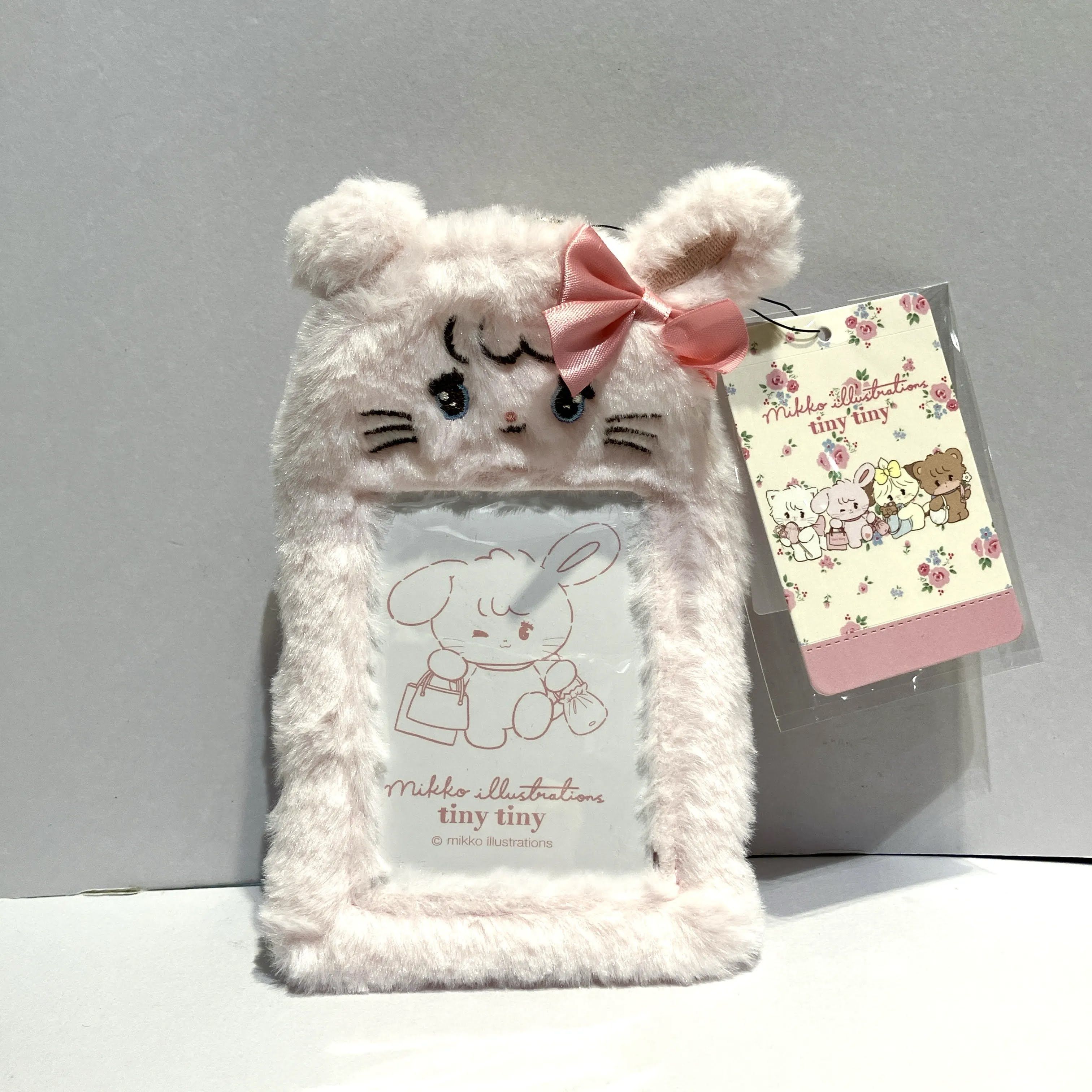 mikko illustrations × tiny tiny ふわふわトレカケース キャミー