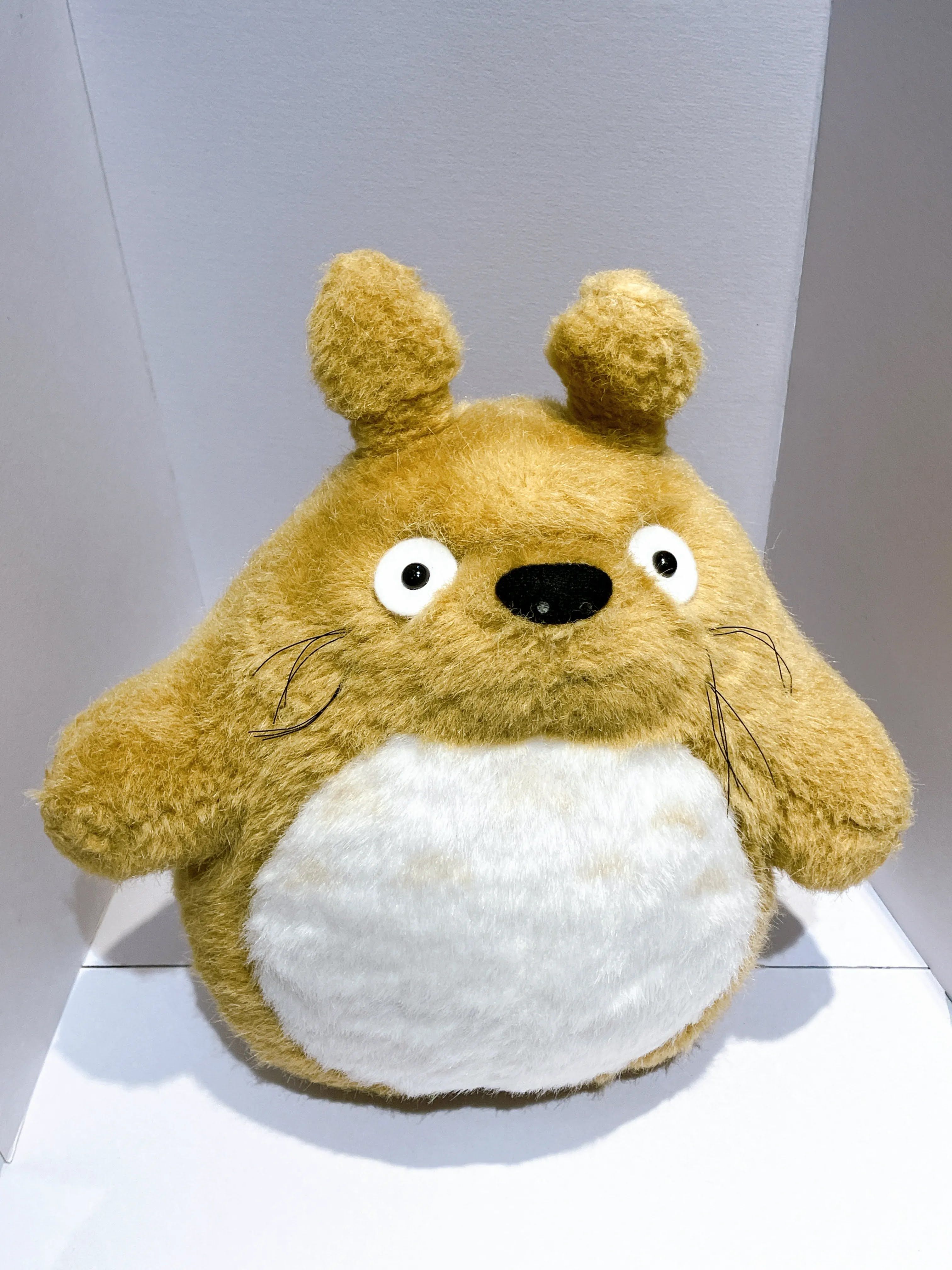 となりのトトロ 「ジブリの大博覧会」ベージュ色ぬいぐるみ M トトロ