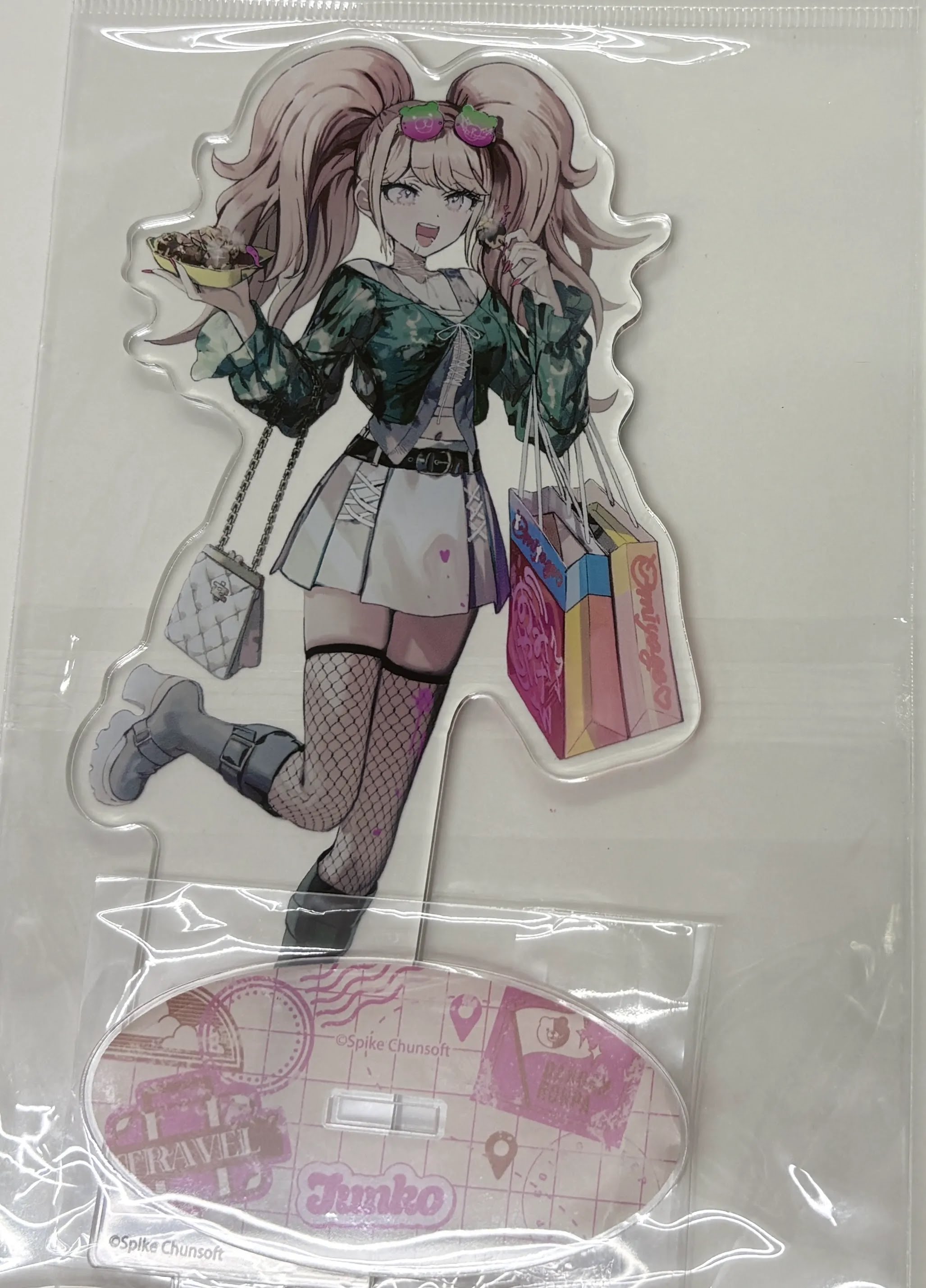 ダンガンロンパ シリーズ 緜さんイラスト 私服で旅行ver. BIGアクリルスタンド 江ノ島盾子