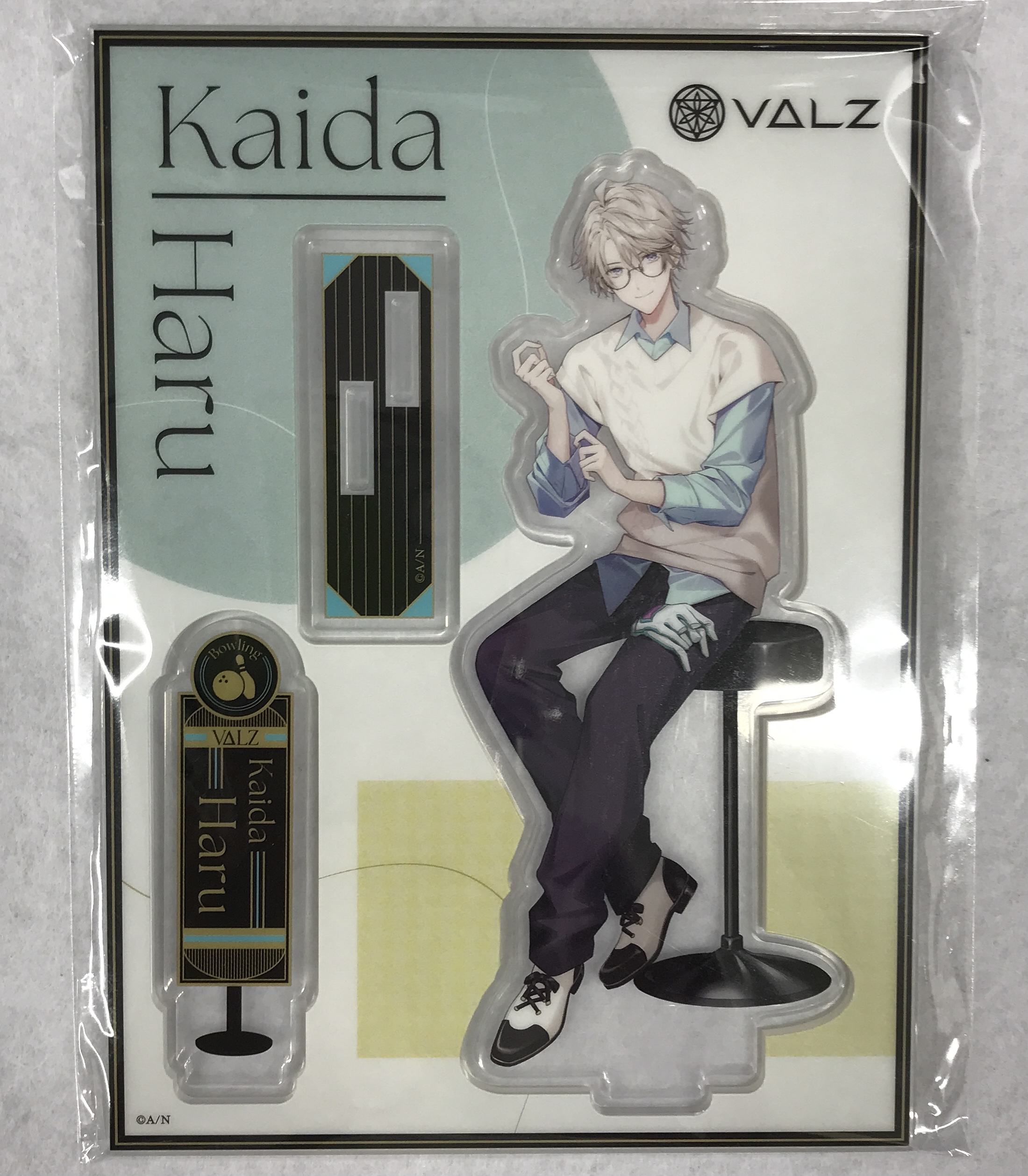 にじさんじ VΔLZ×ROUND1 アクリルスタンド 甲斐田晴